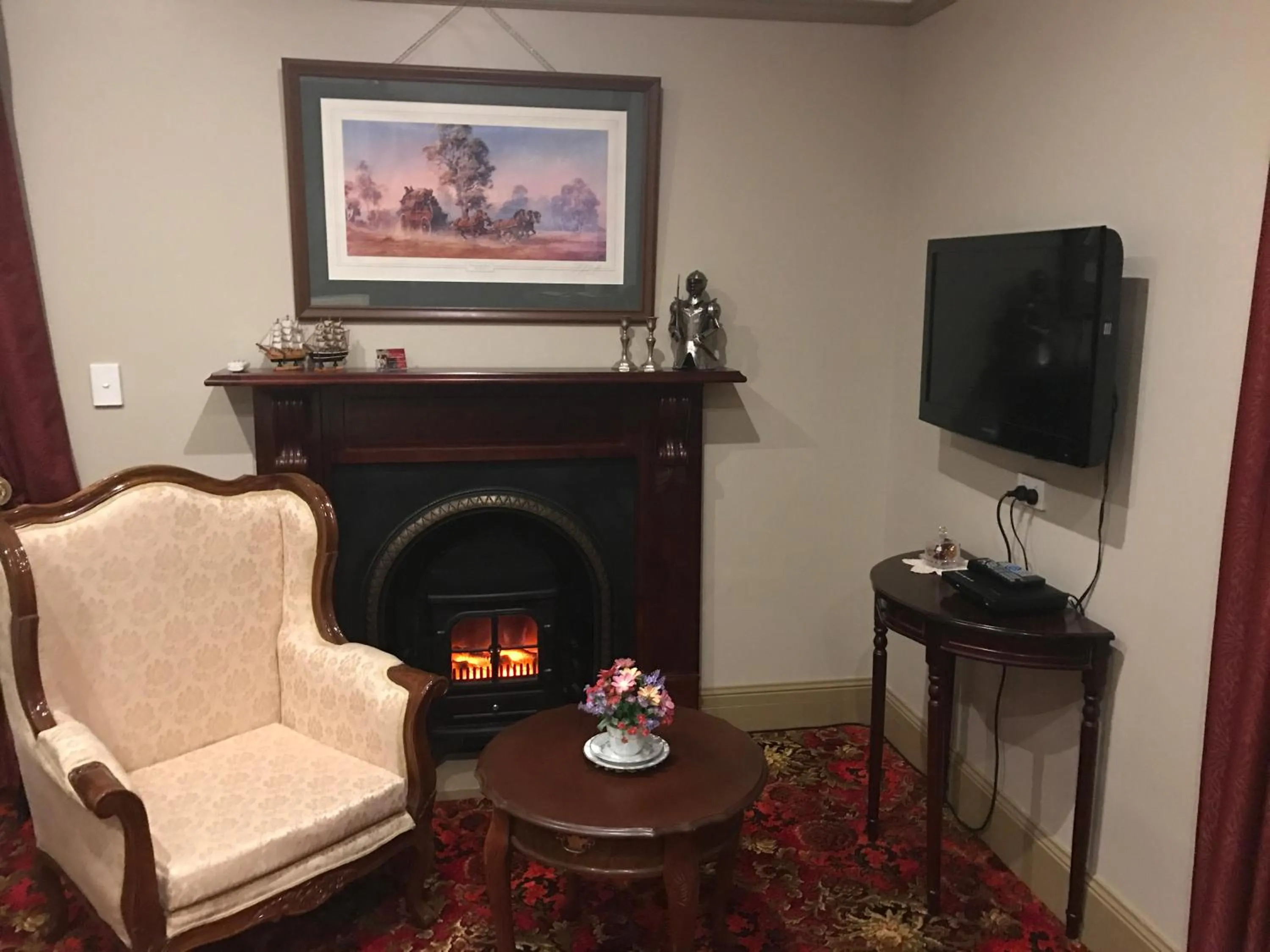 TV and multimedia in Bli Bli House Riverside Retreat