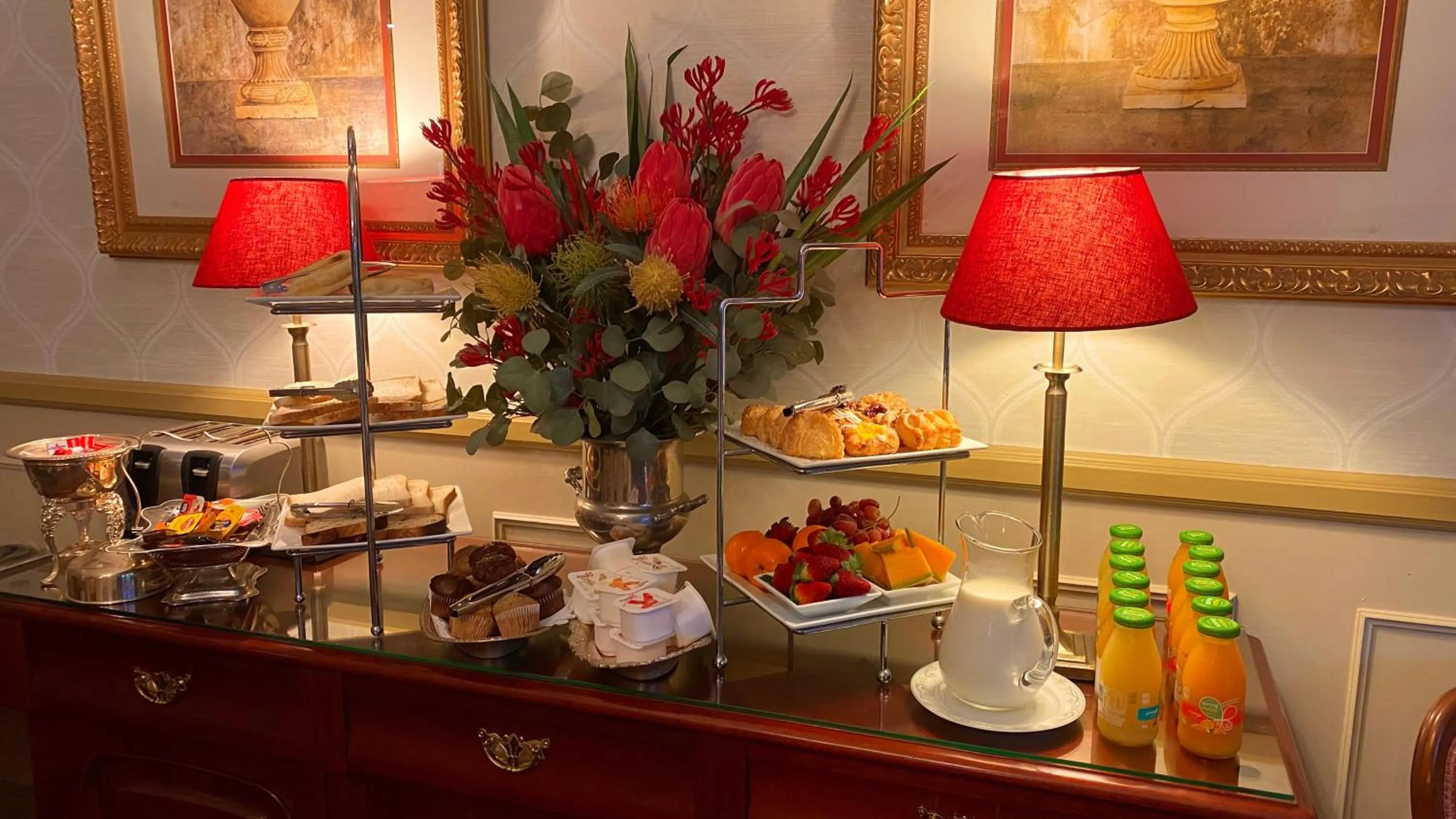 Breakfast in Bli Bli House Riverside Retreat