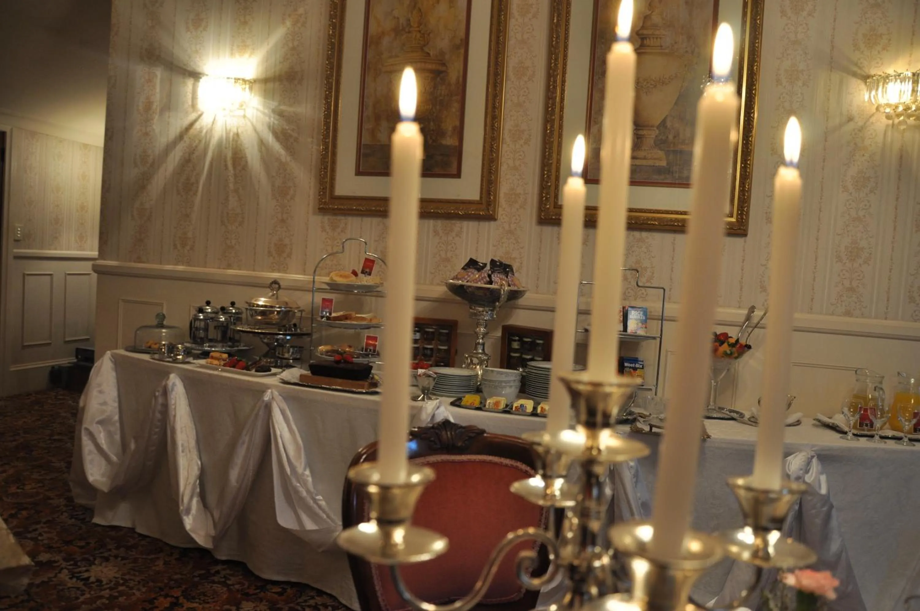 Buffet breakfast in Bli Bli House Riverside Retreat