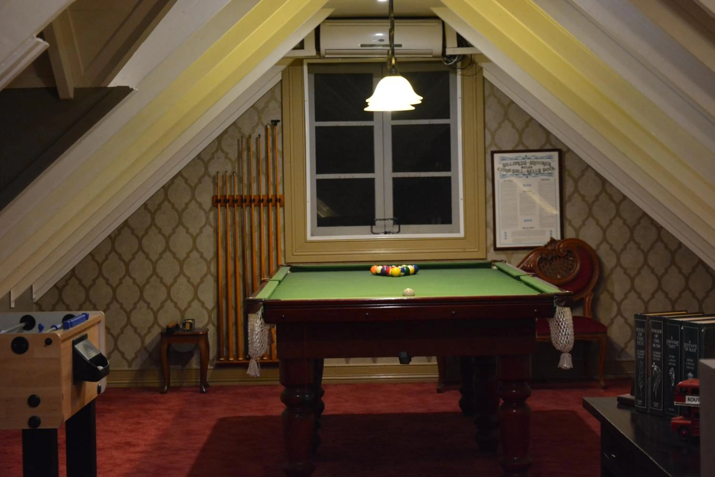 Billiard in Bli Bli House Riverside Retreat