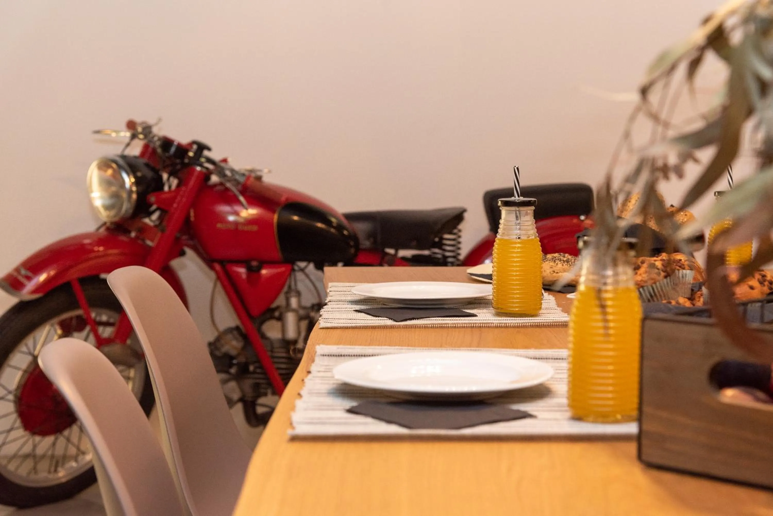 Dining area in Petit Luxe Loft
