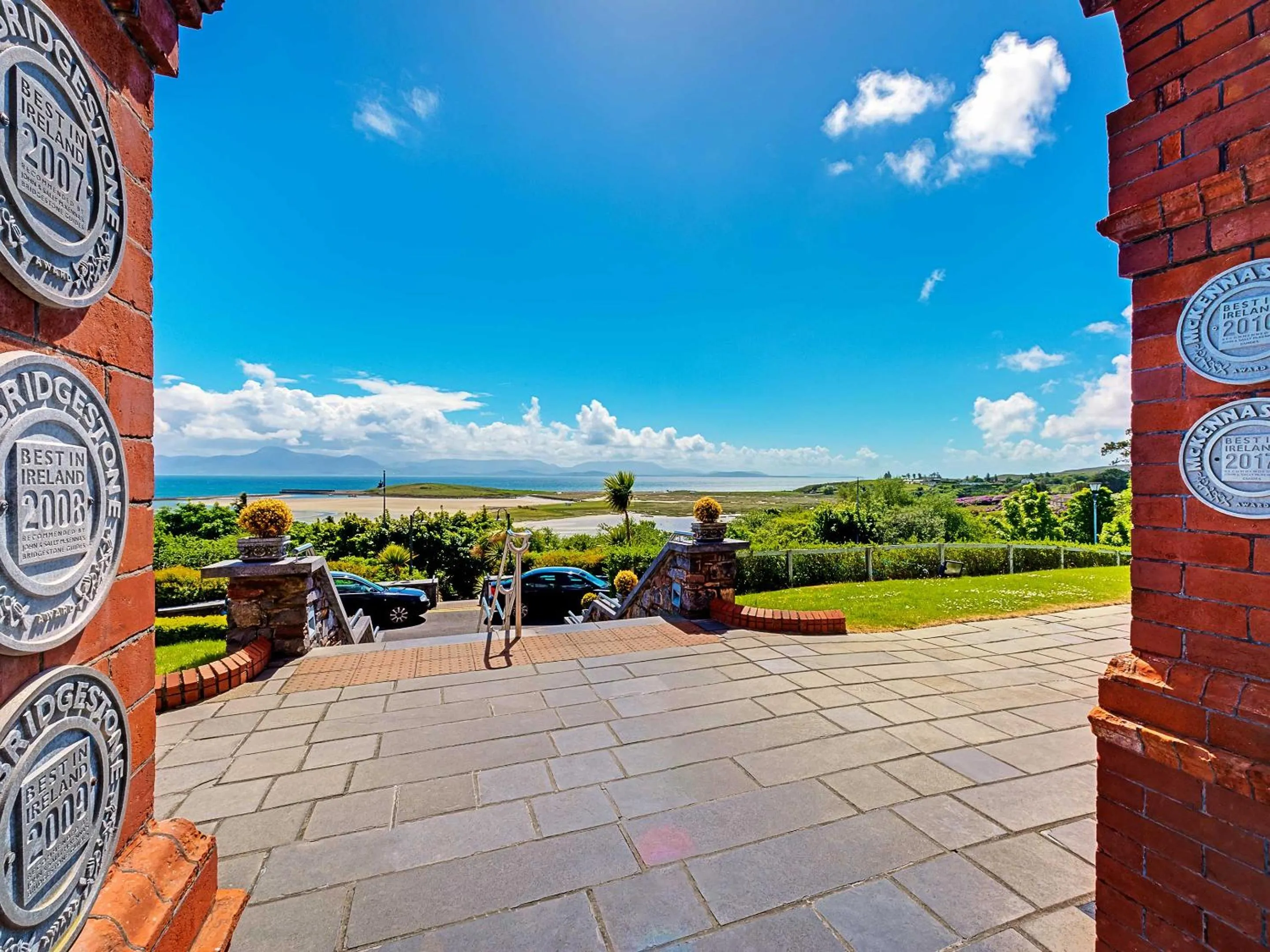 Facade/entrance in Mulranny Park Hotel