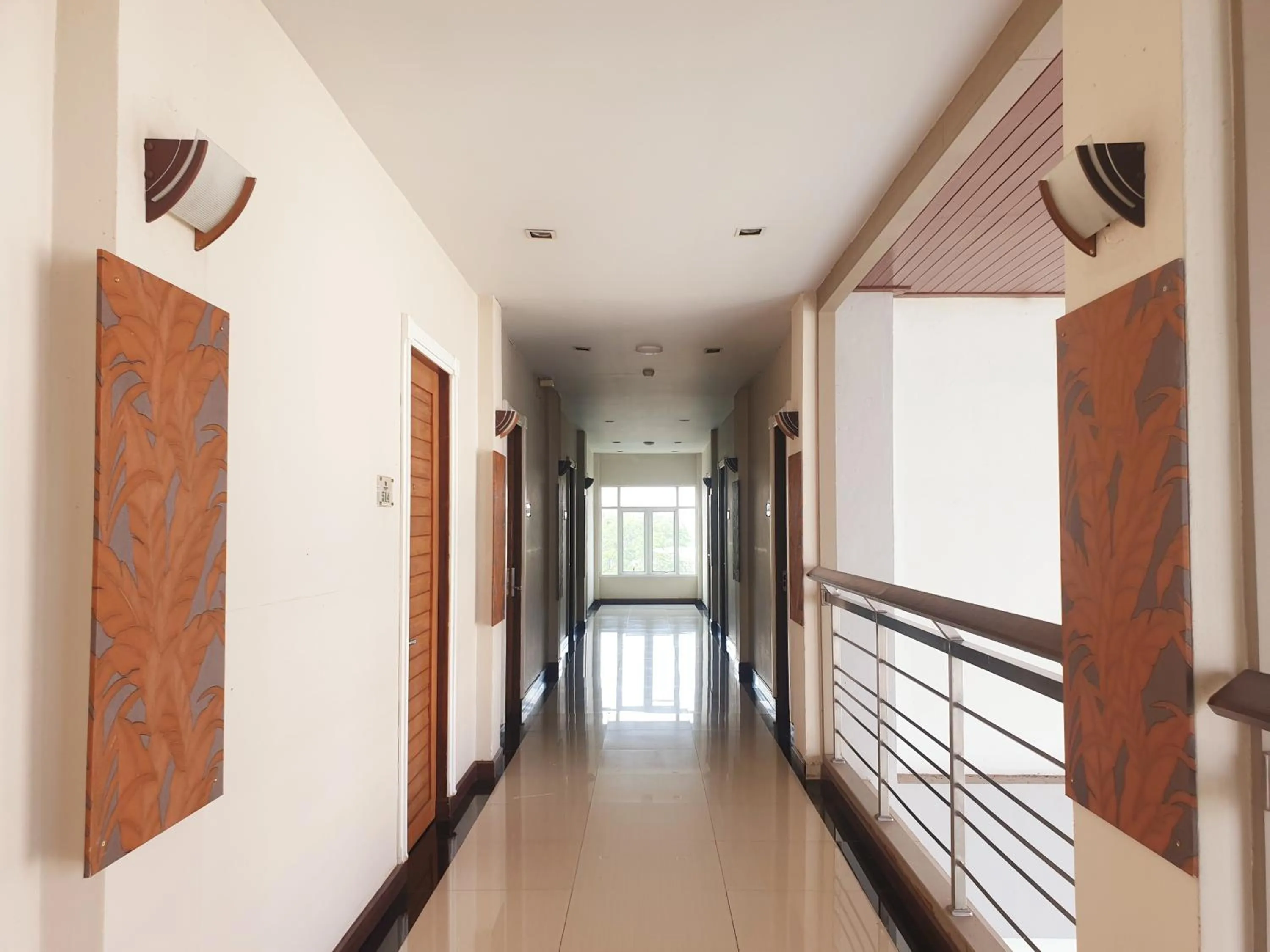 Green Hotel and Resort