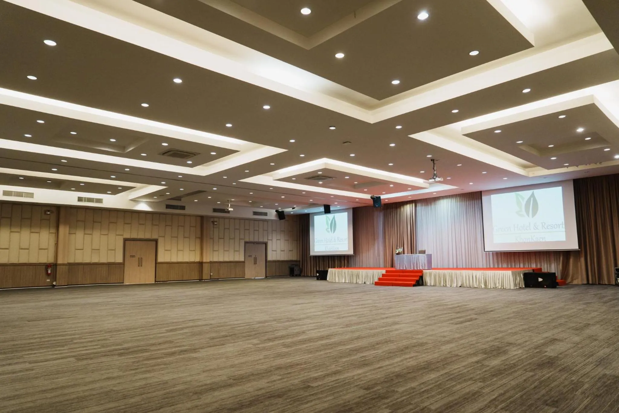 Green Hotel and Resort