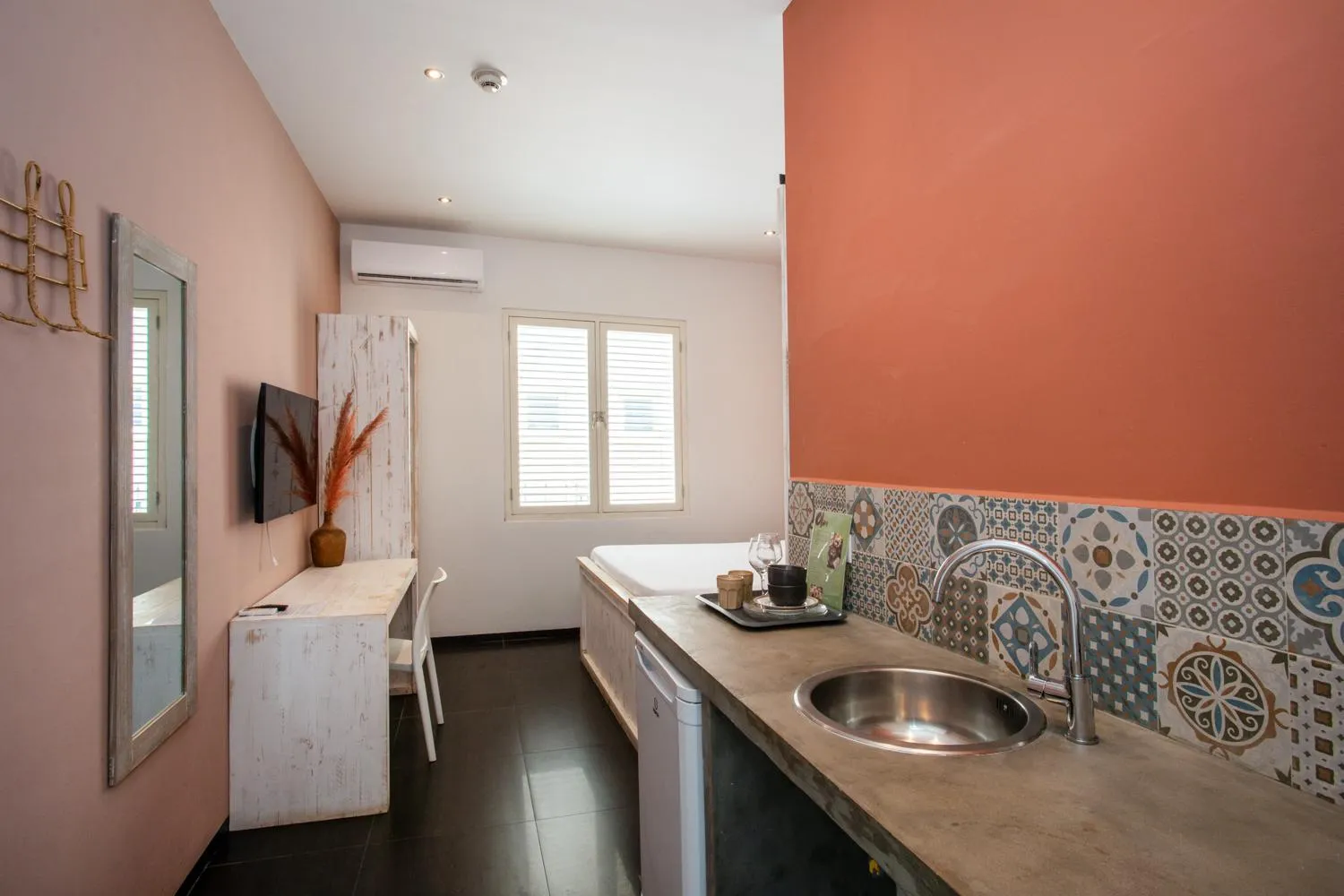 Coffee/tea facilities in BOHO Bohemian Boutique Hotel