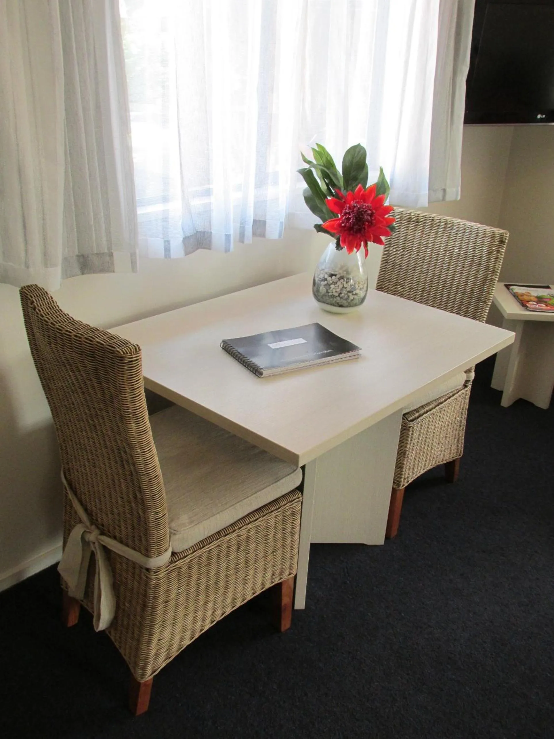Dining area in Addington Court Motel