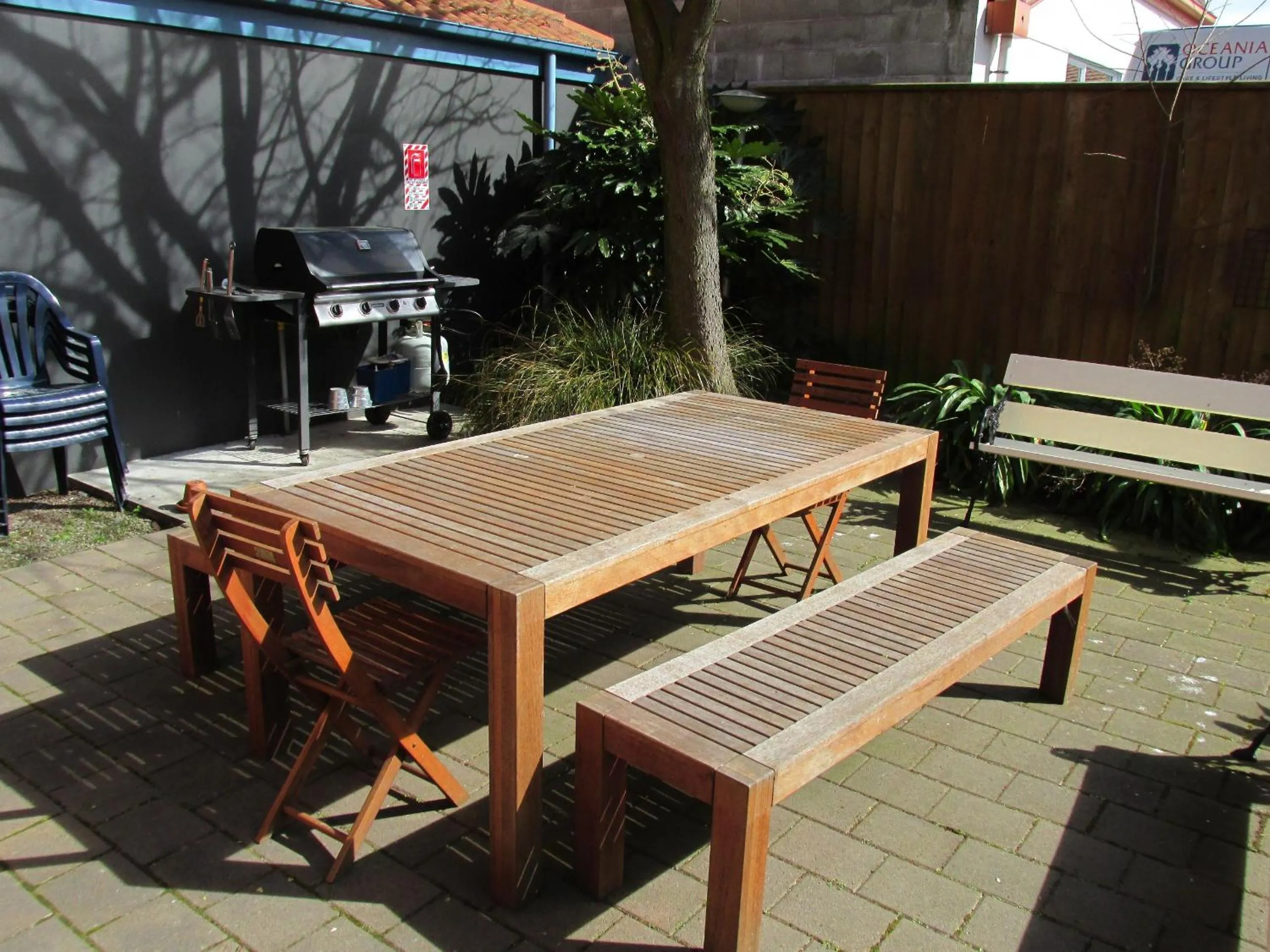 Garden in Addington Court Motel