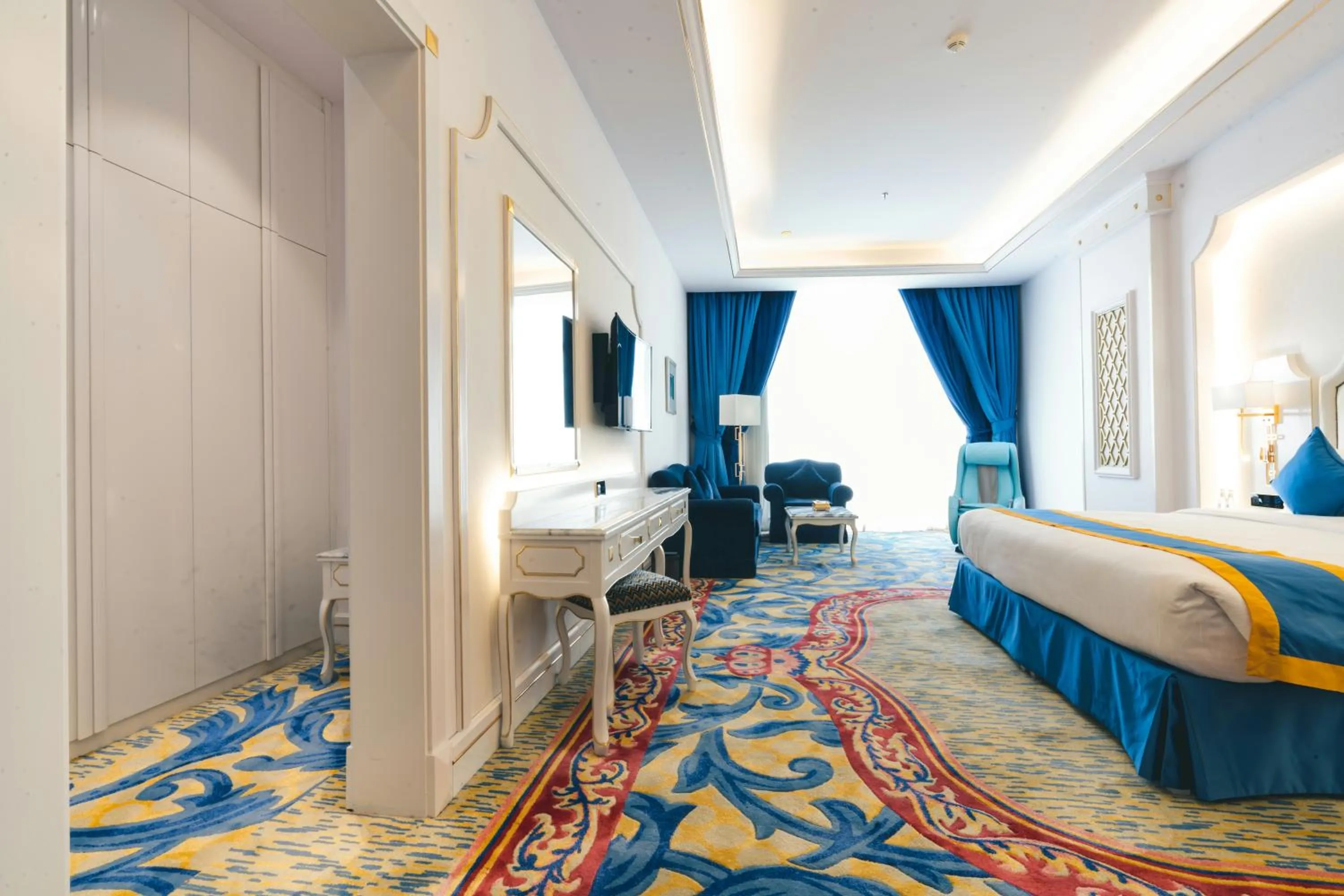 Bed in Iridium Hotel