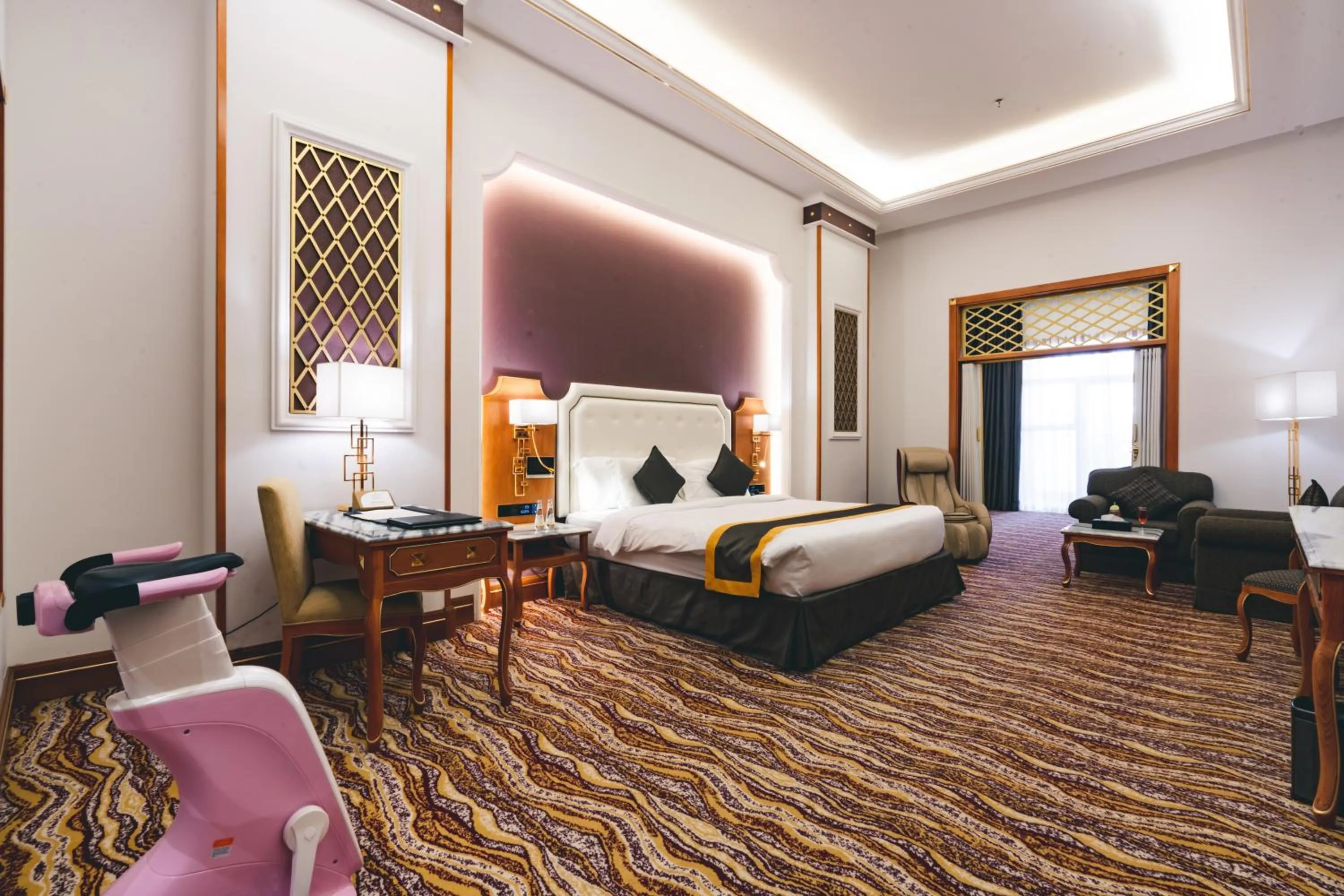 Bed in Iridium Hotel