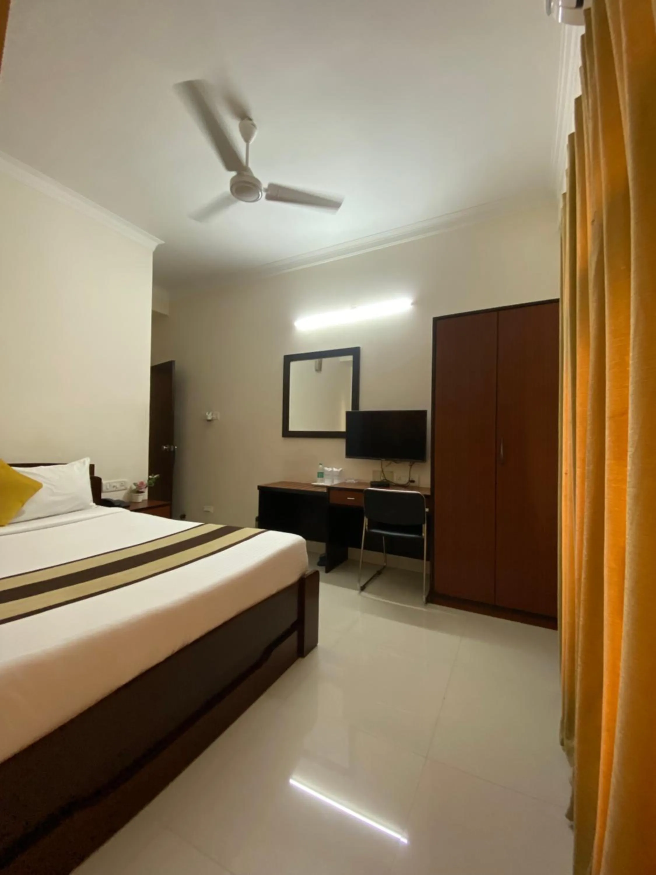 Bedroom, Bed in Krishna Kunja " A Quiet & Peaceful Stay "