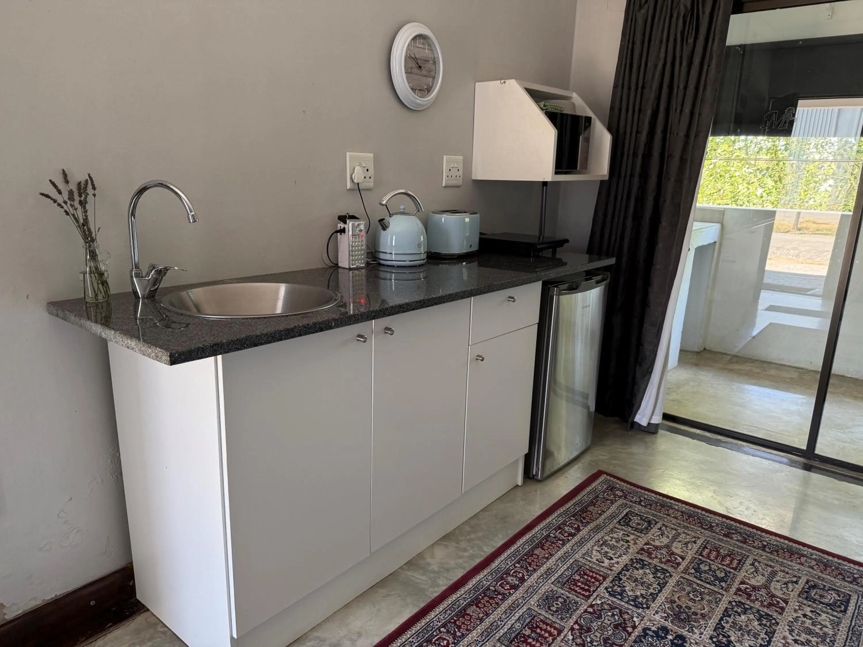 Coffee/tea facilities in Middelplaas Paarl Guesthouse