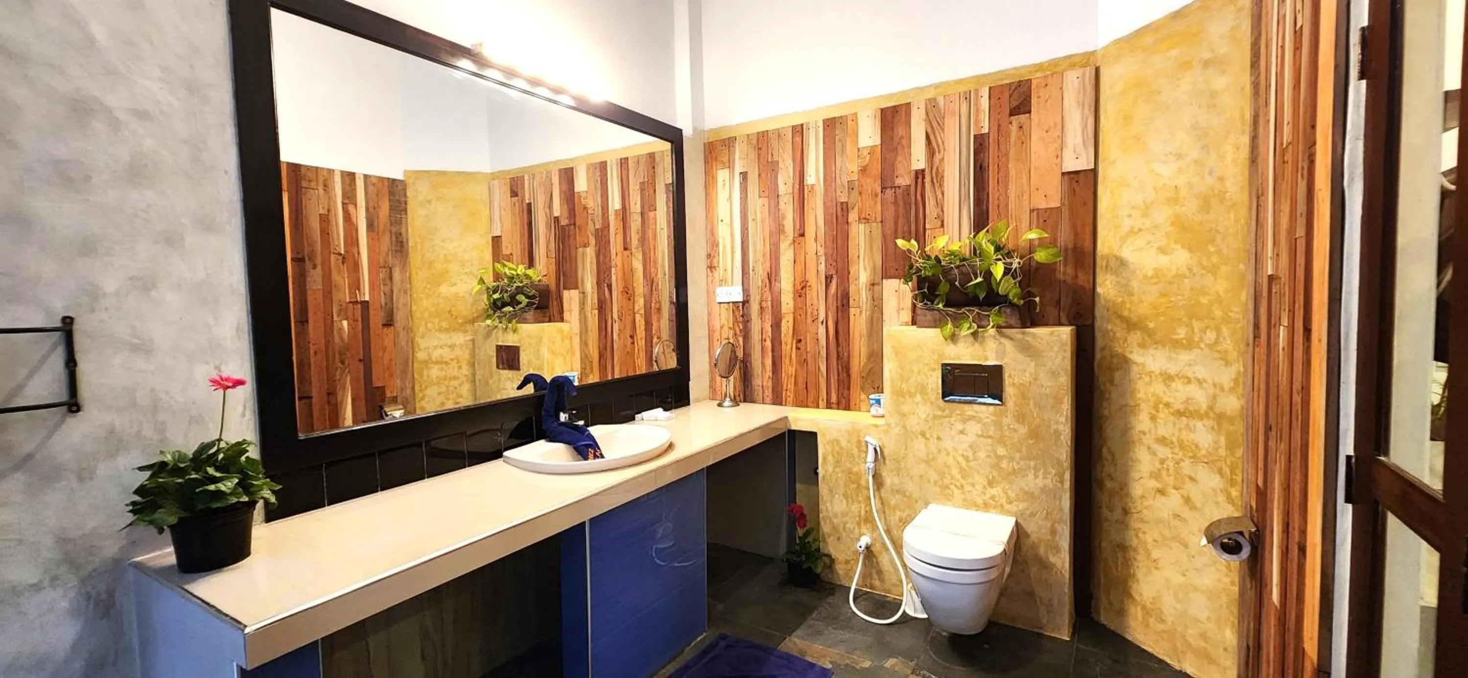 Bathroom in Gomez Place