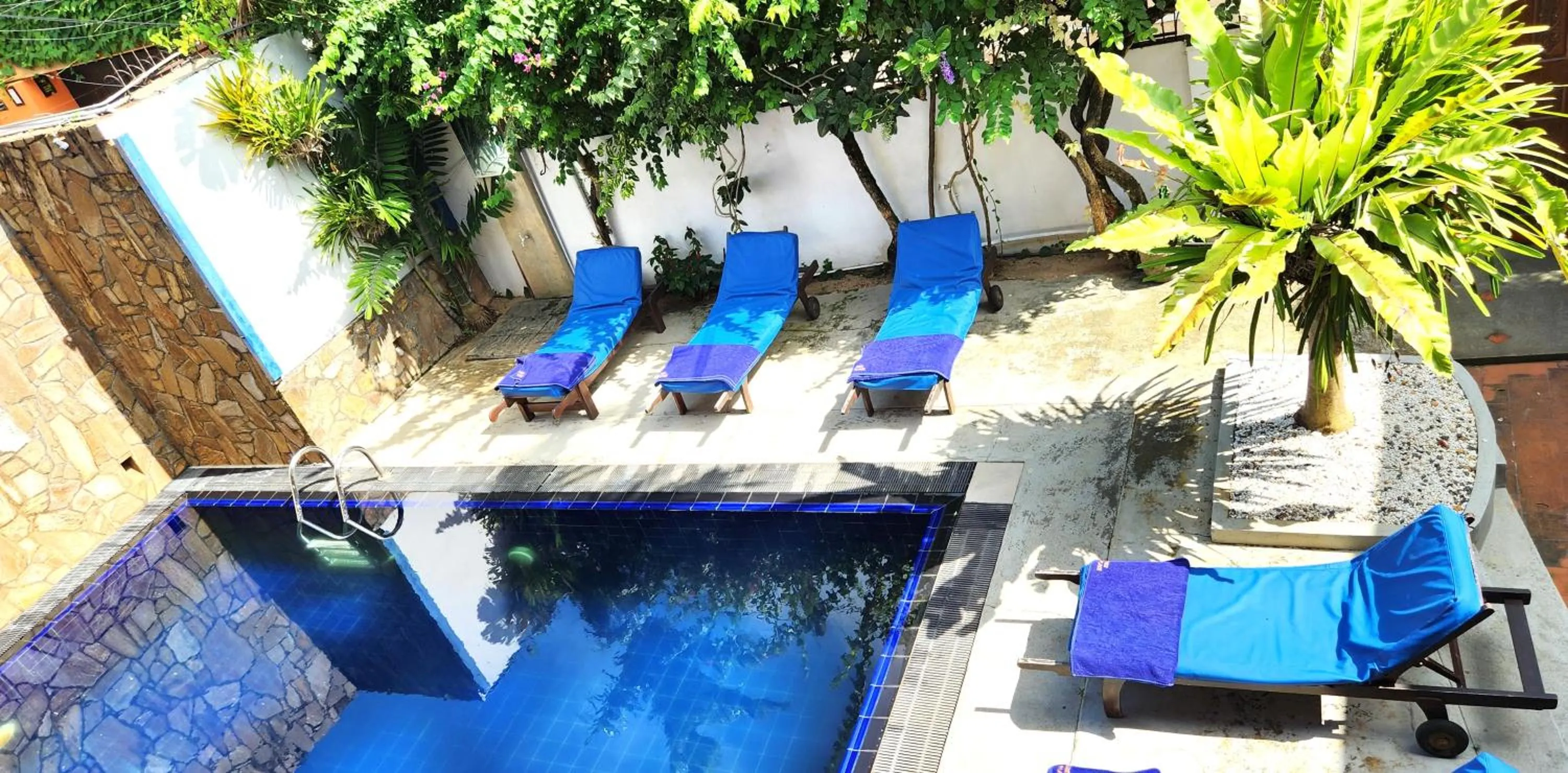 Swimming pool in Gomez Place