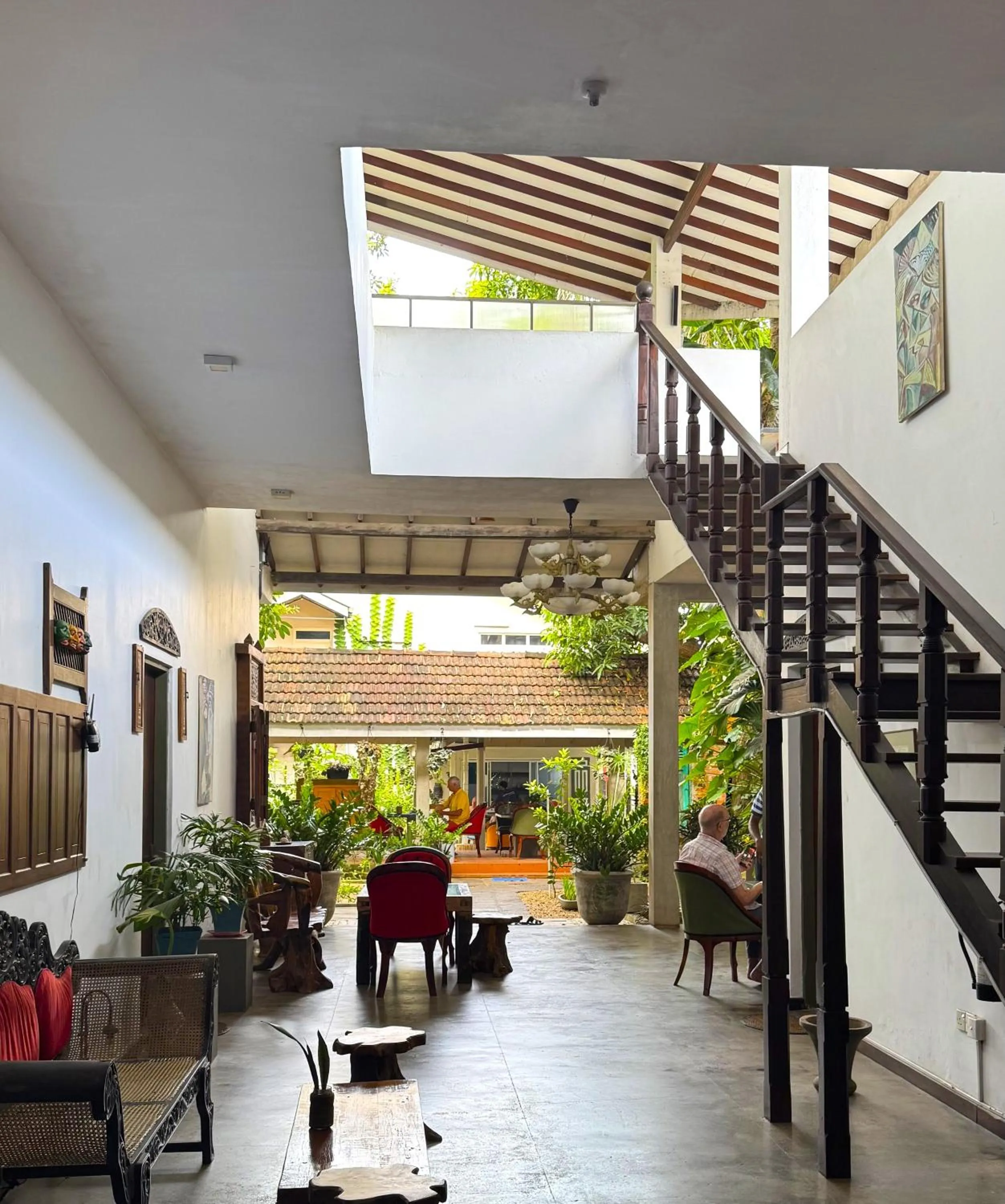 Seating area in Gomez Place