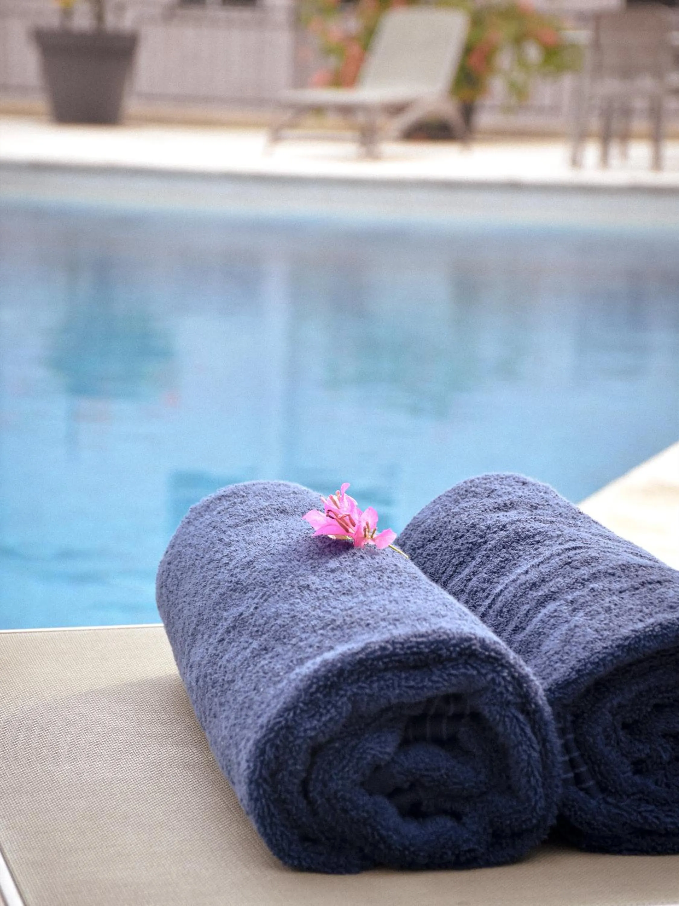 Pool view in Résidences Les Hauts de l'Indenié
