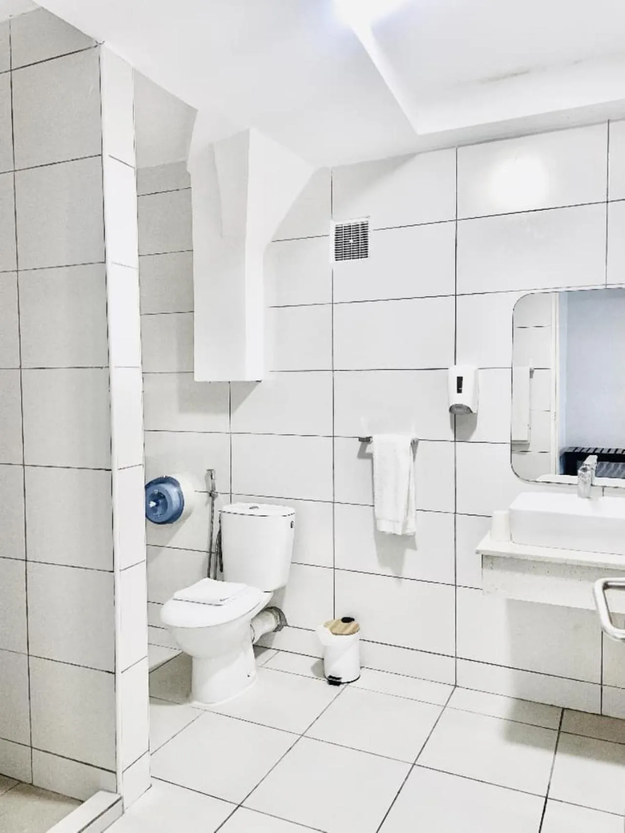 Shower in Résidences Les Hauts de l'Indenié