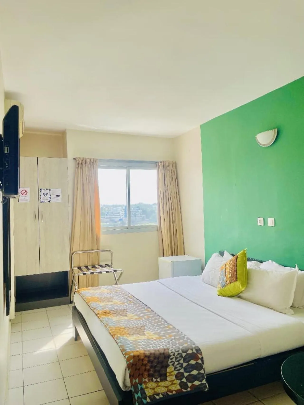 Bed in Résidences Les Hauts de l'Indenié