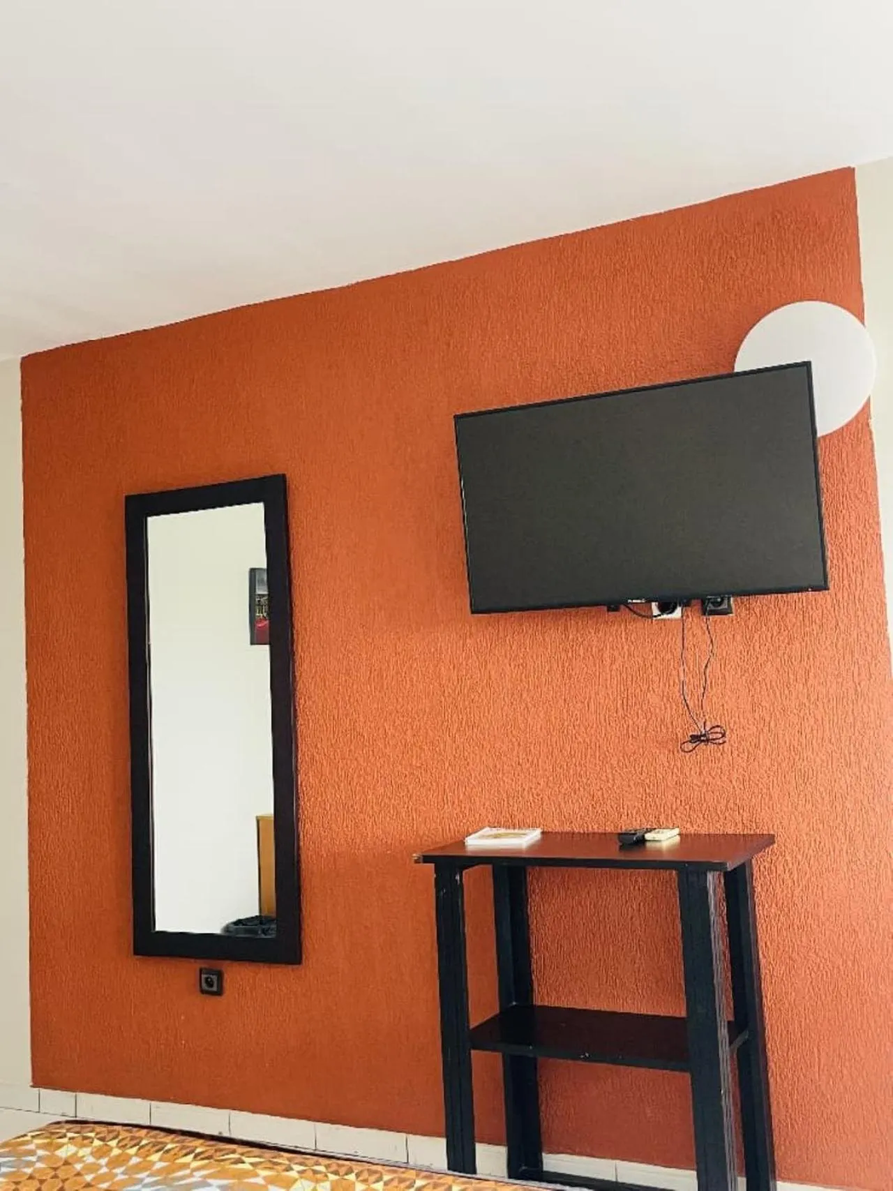 TV and multimedia in Résidences Les Hauts de l'Indenié