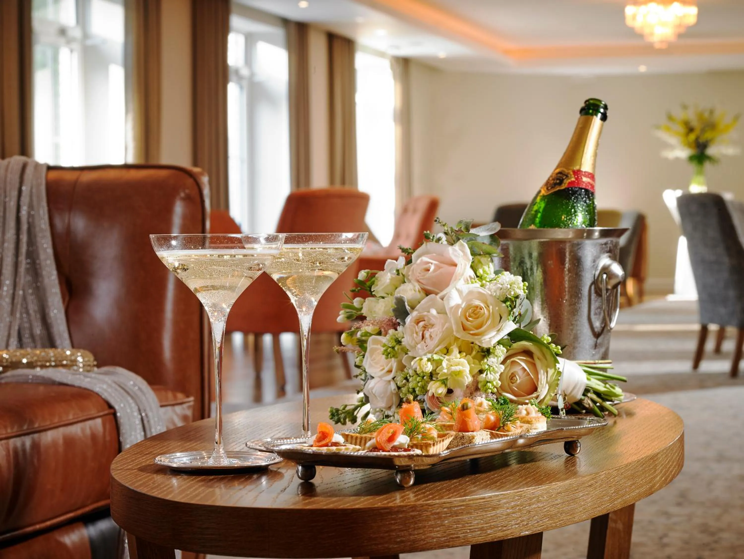 Drinks in Hodson Bay Hotel