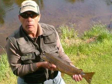 Fishing in The River Lodge