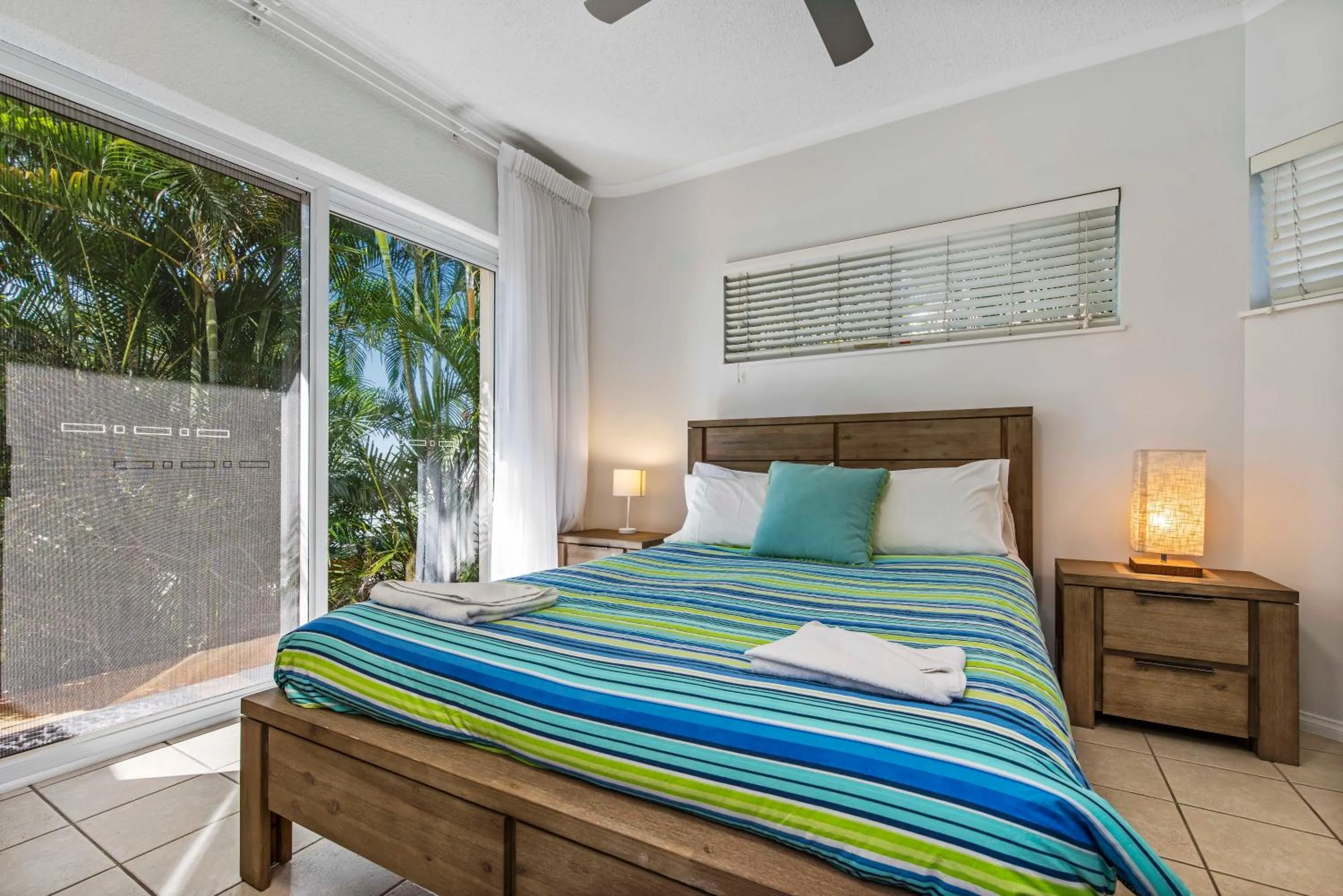 Bedroom, Bed in Reflections Holiday Apartments