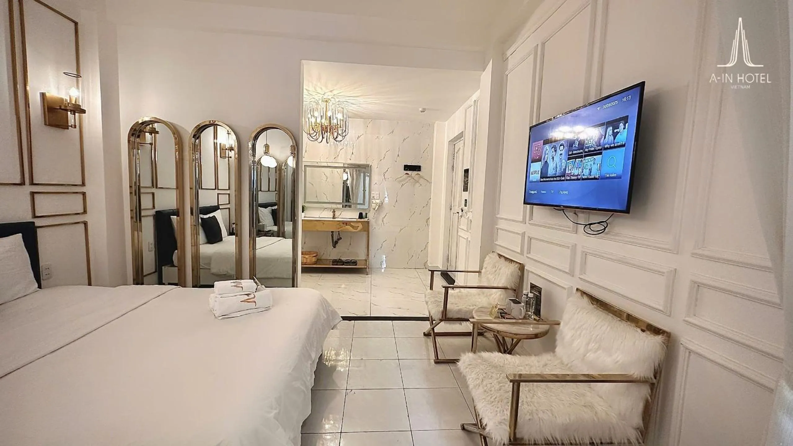 Bed in A In Hotel Glamour