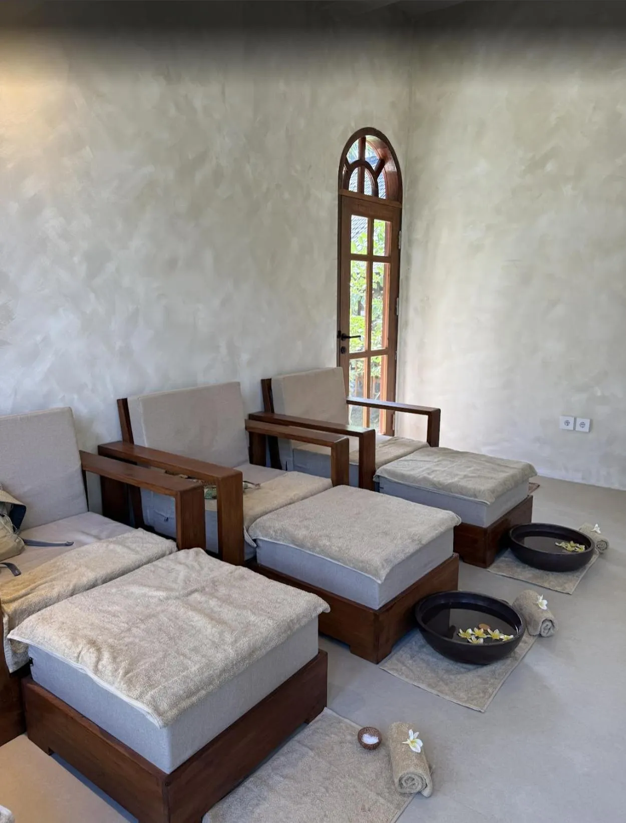 Massage, Bed in Trawangan Oasis