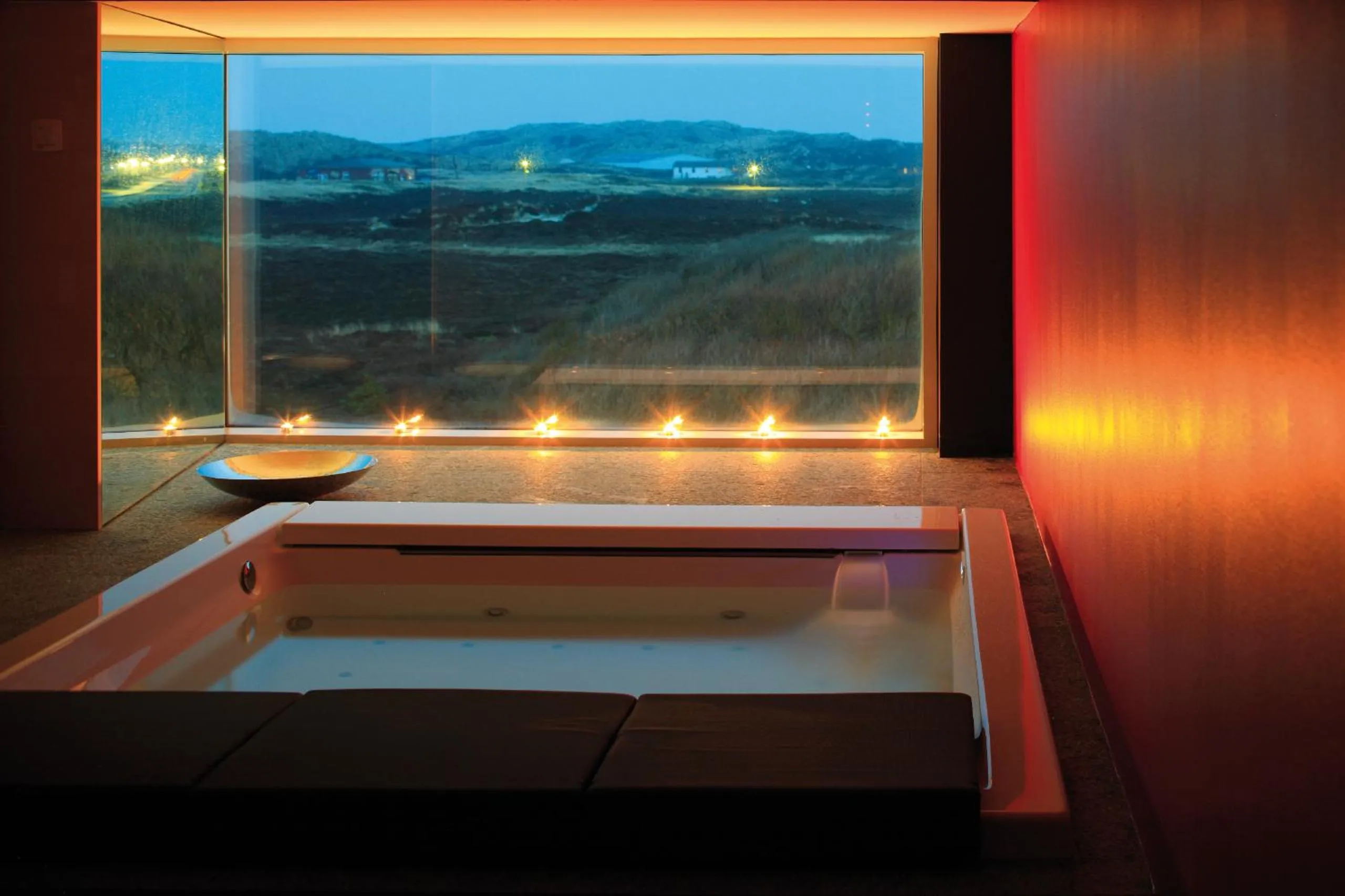 Hot Tub, Bed in Hapimag Ferienwohnungen Hörnum