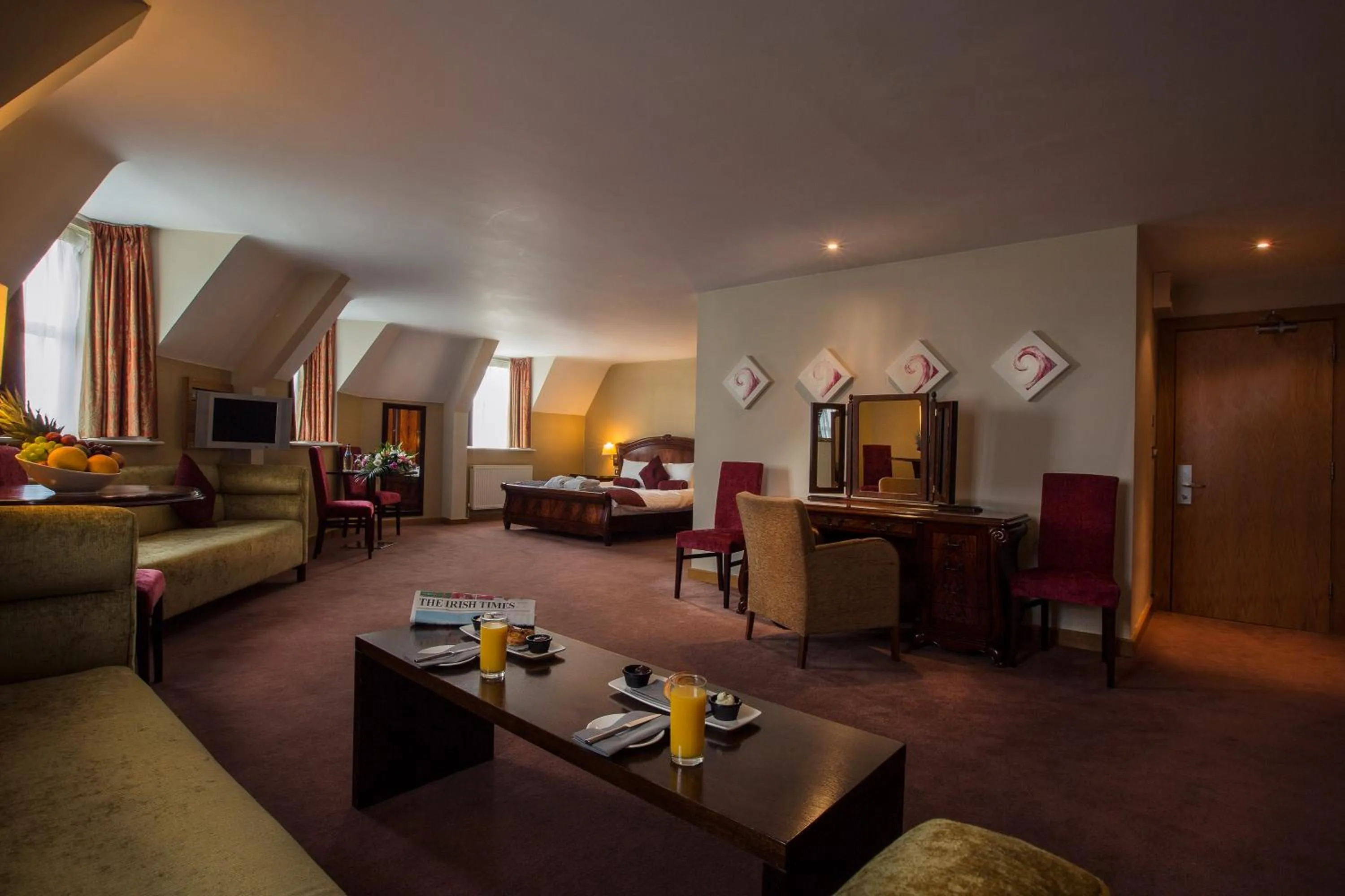 Living room in Westgrove Hotel