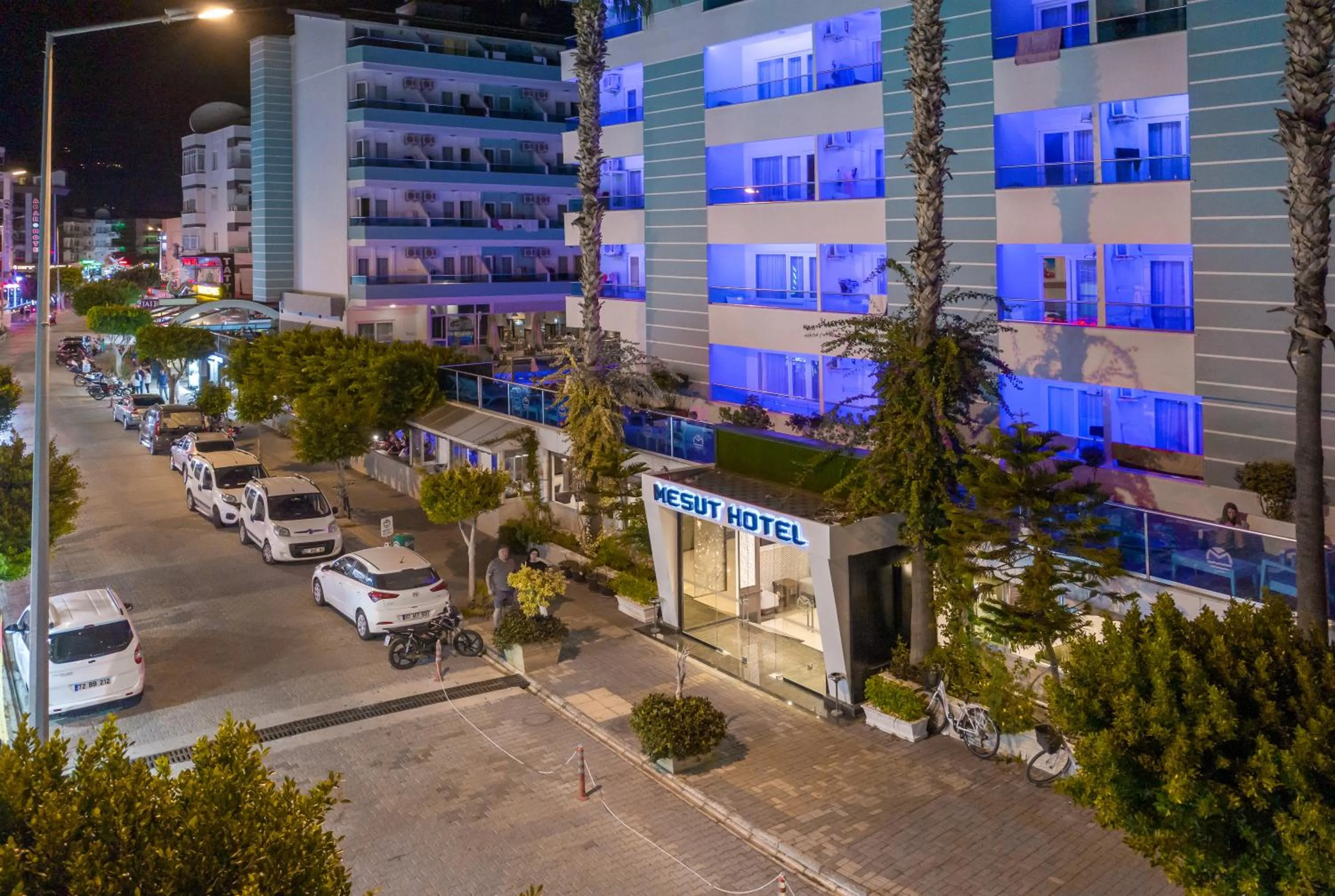Neighbourhood in Mesut Hotel