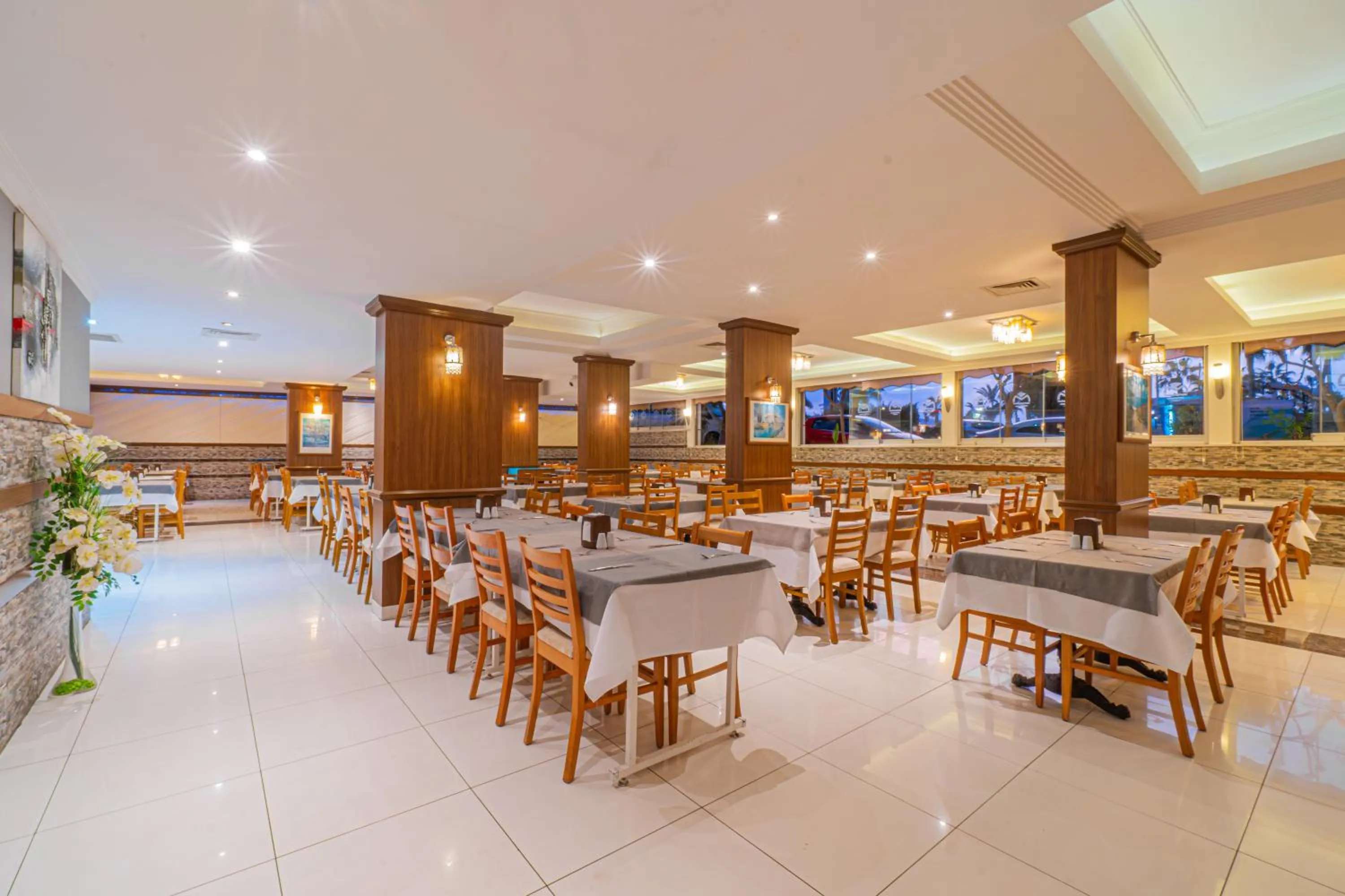 Restaurant/places to eat in Mesut Hotel