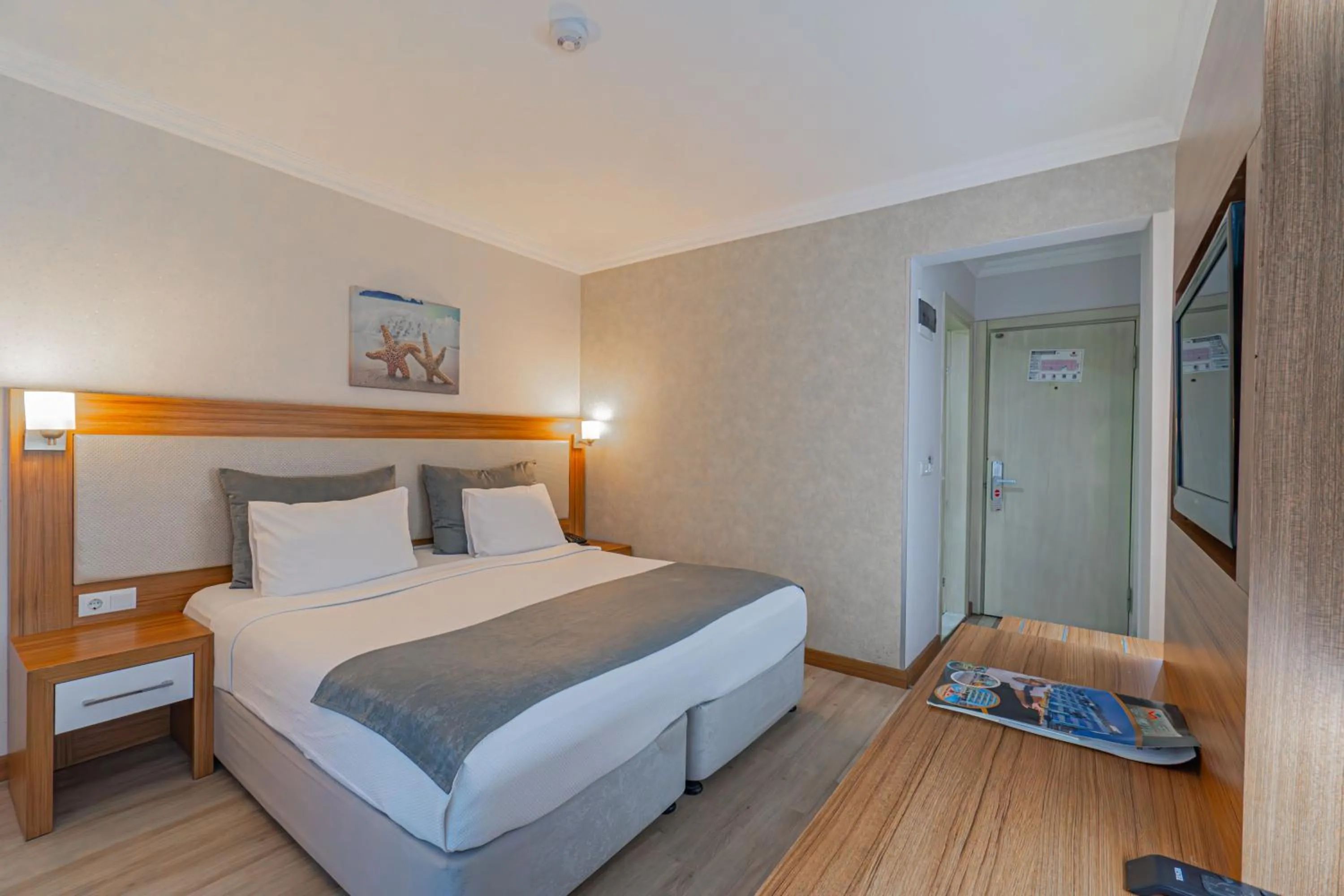 Property building in Mesut Hotel