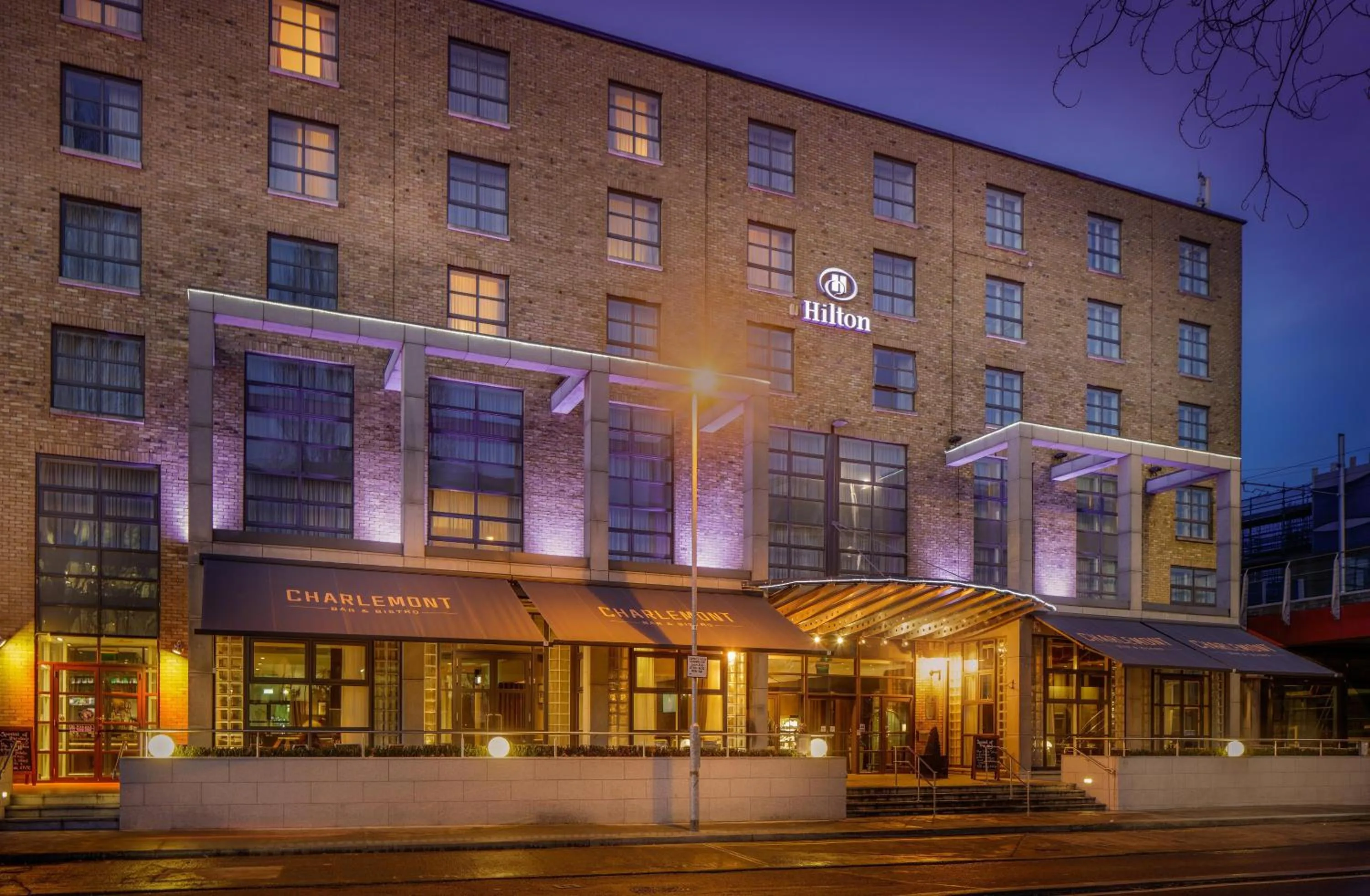 Property building in Hilton Dublin