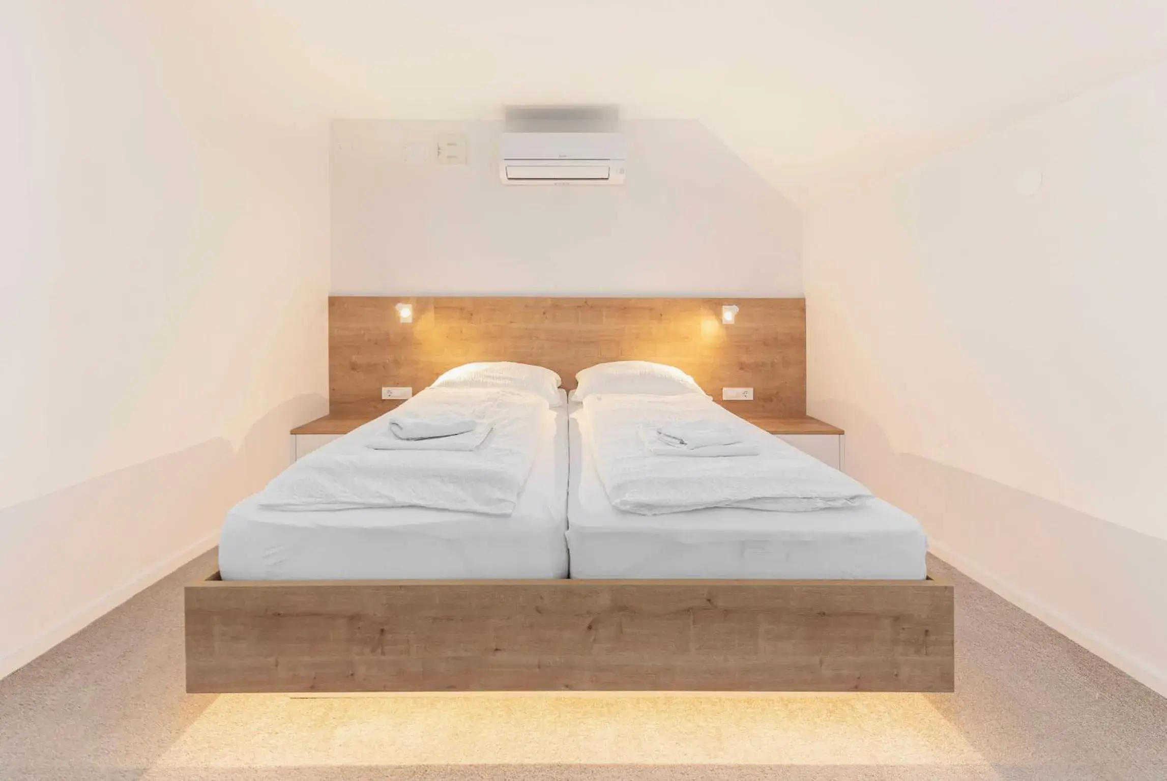 Double Room with Balcony - single occupancy in Gostilna Logar Double Room with Balcony - single occupancy in Gostilna Logar