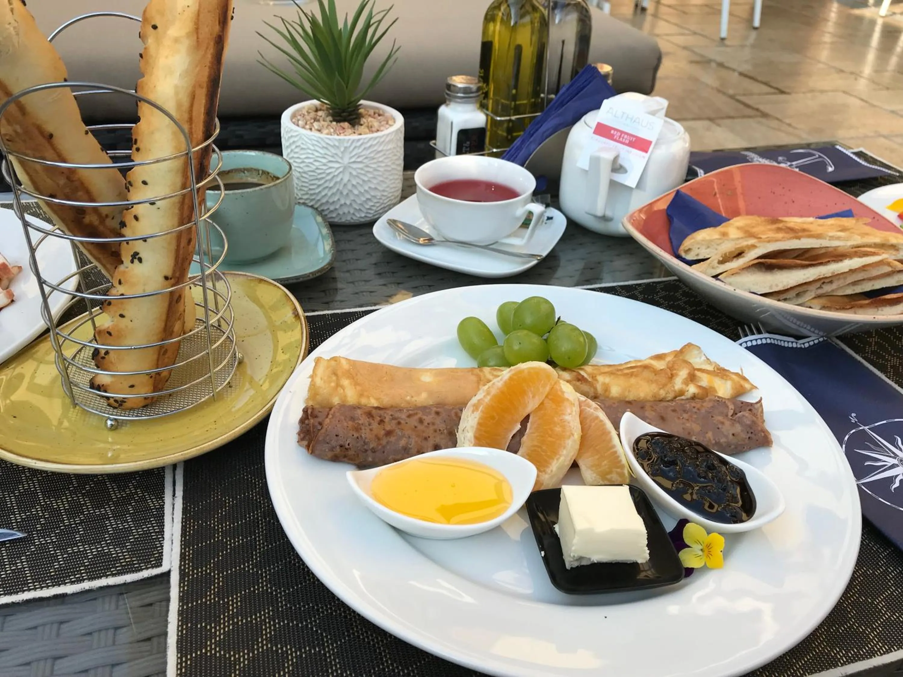 Breakfast in Hotel Edma