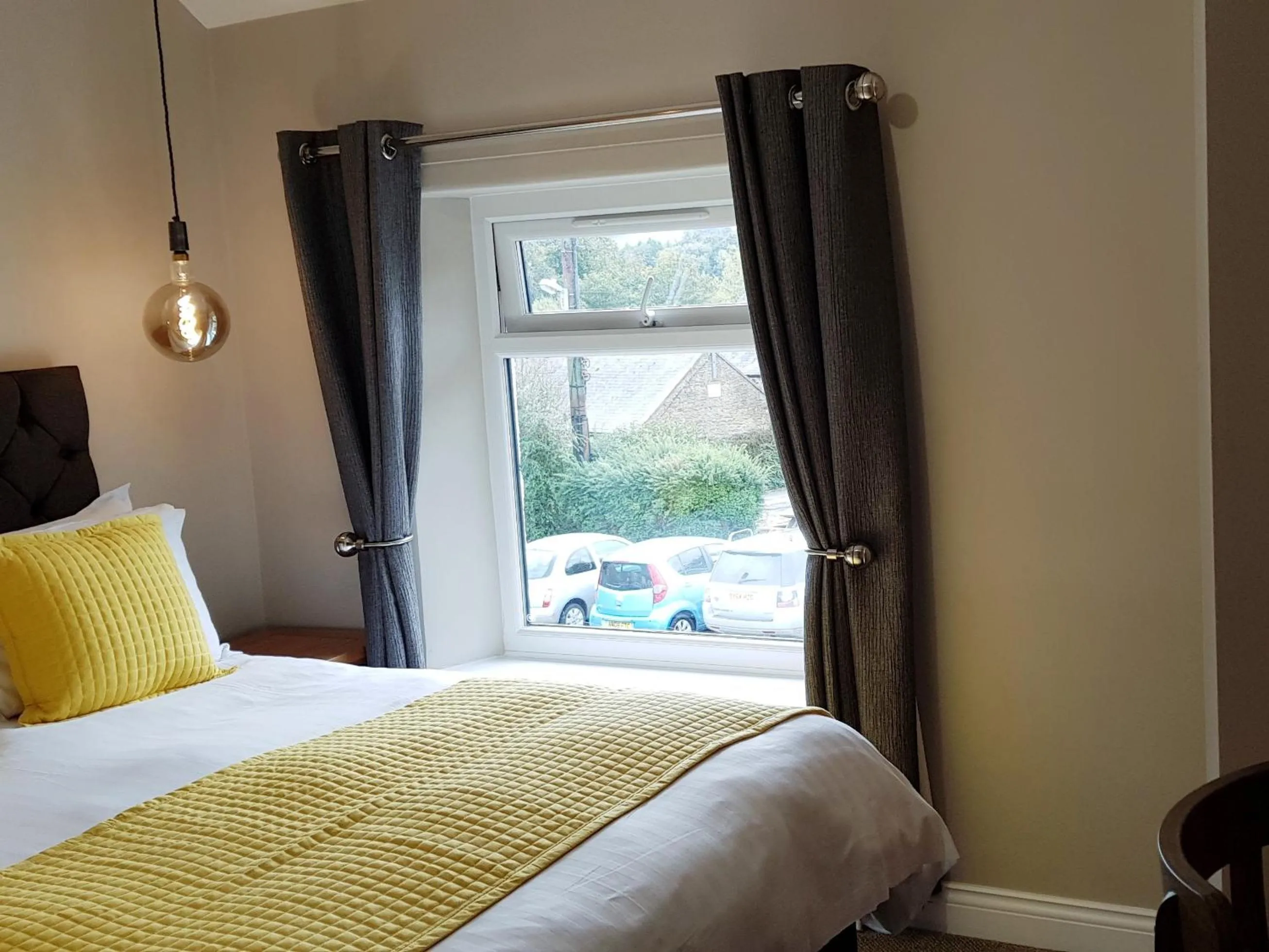 Bedroom, Bed in The Bowes Hotel