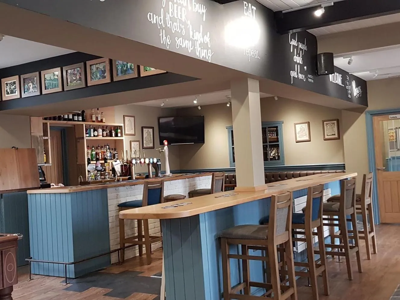 Lounge or bar in The Bowes Hotel