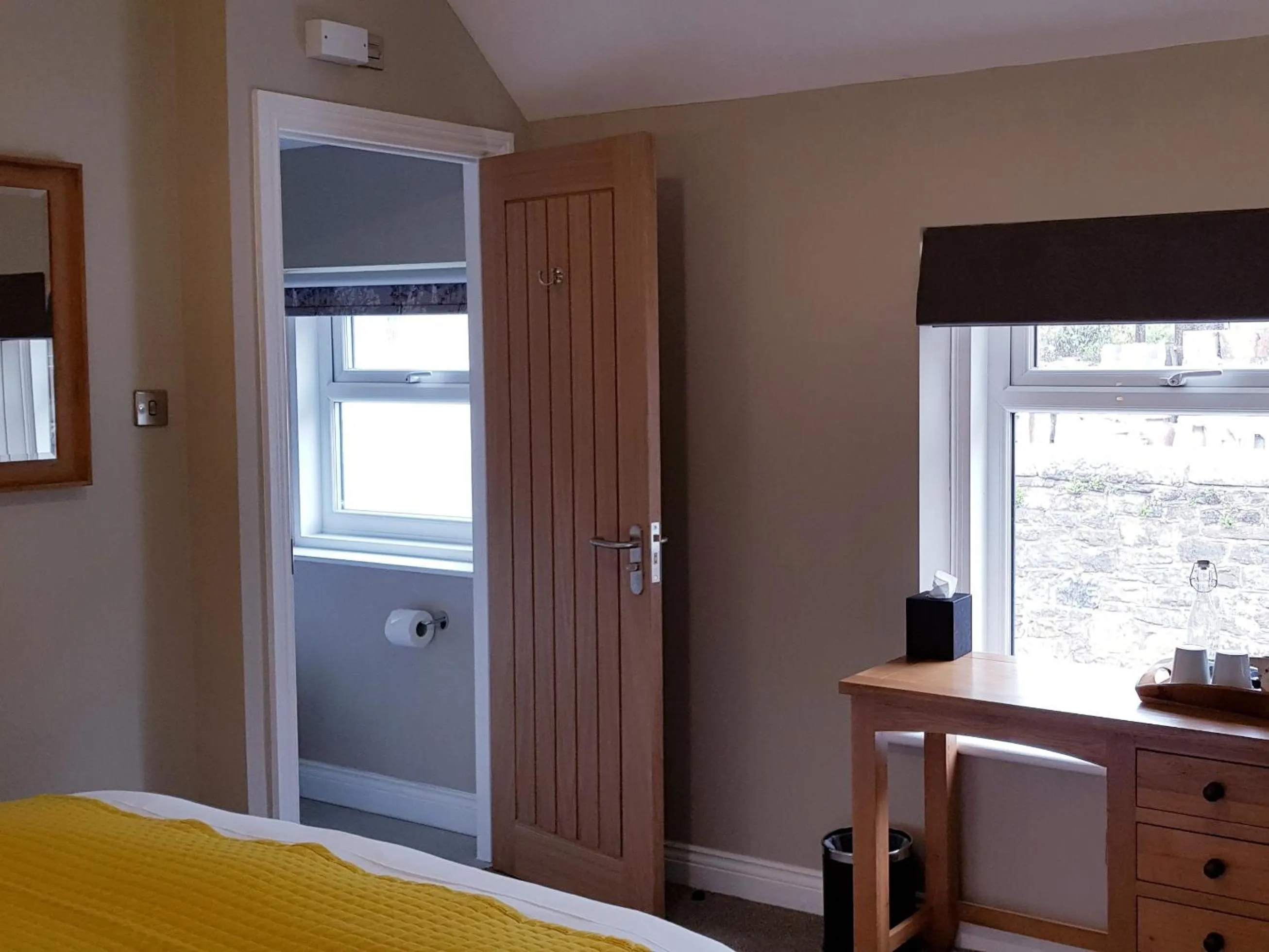 Bedroom, Bed in The Bowes Hotel