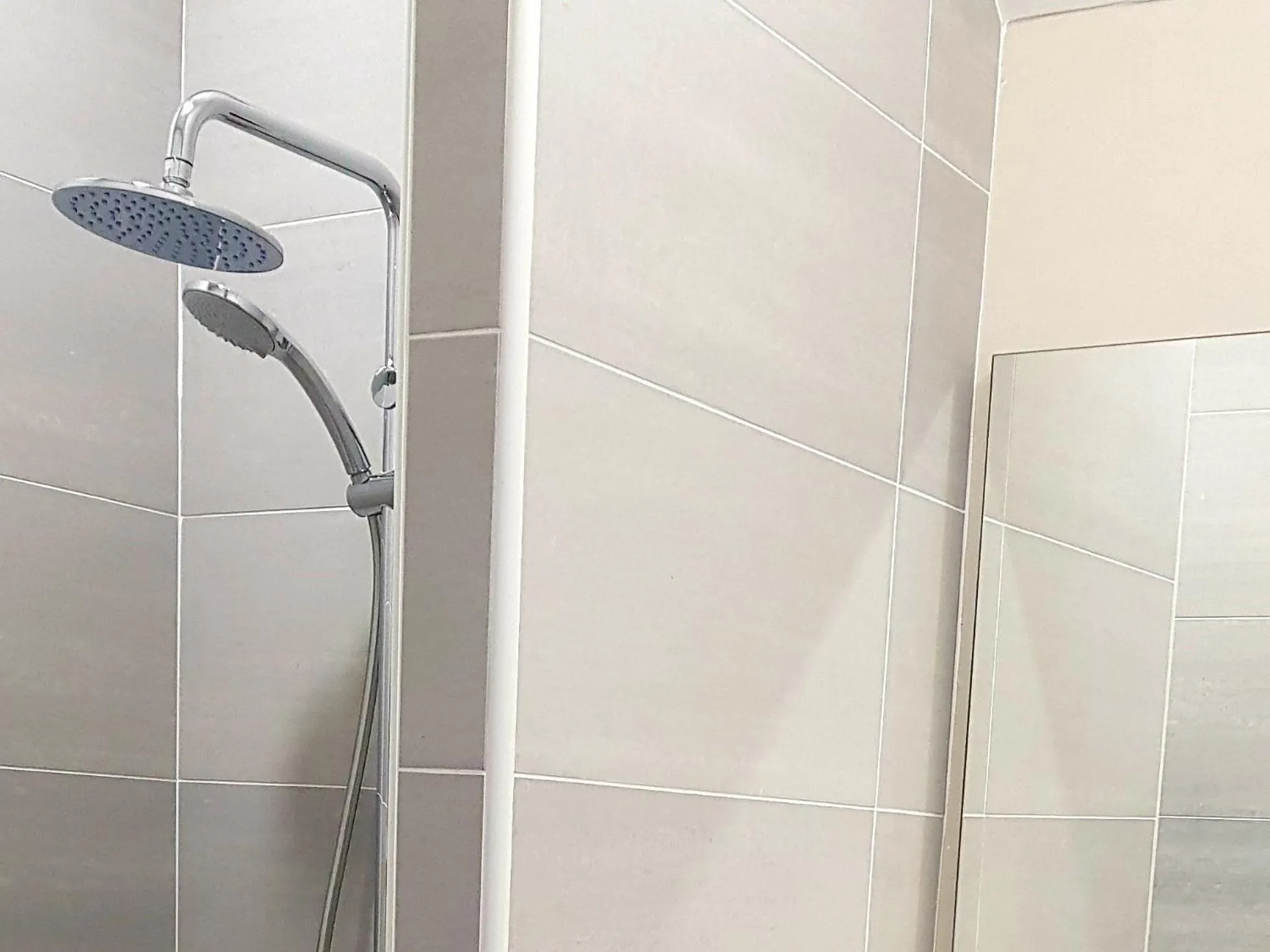 Bathroom in The Bowes Hotel