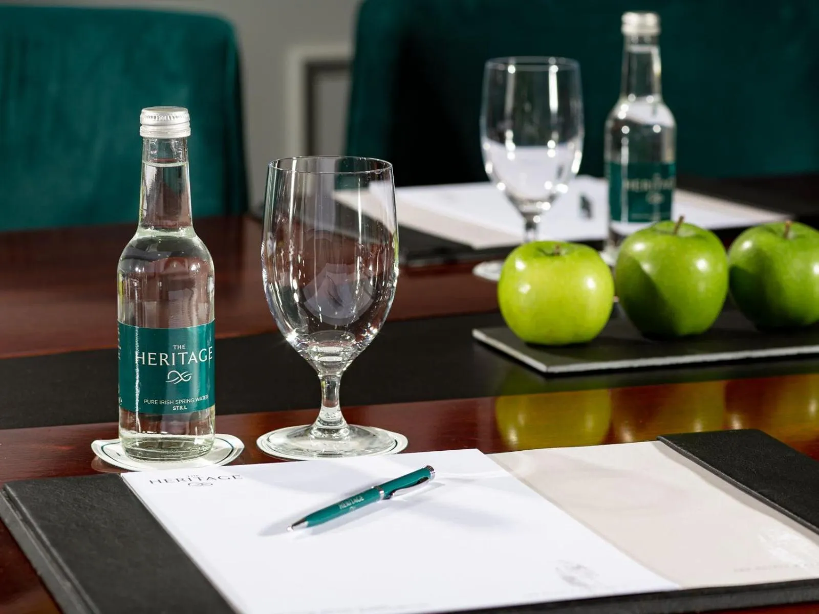 Business facilities in The Heritage