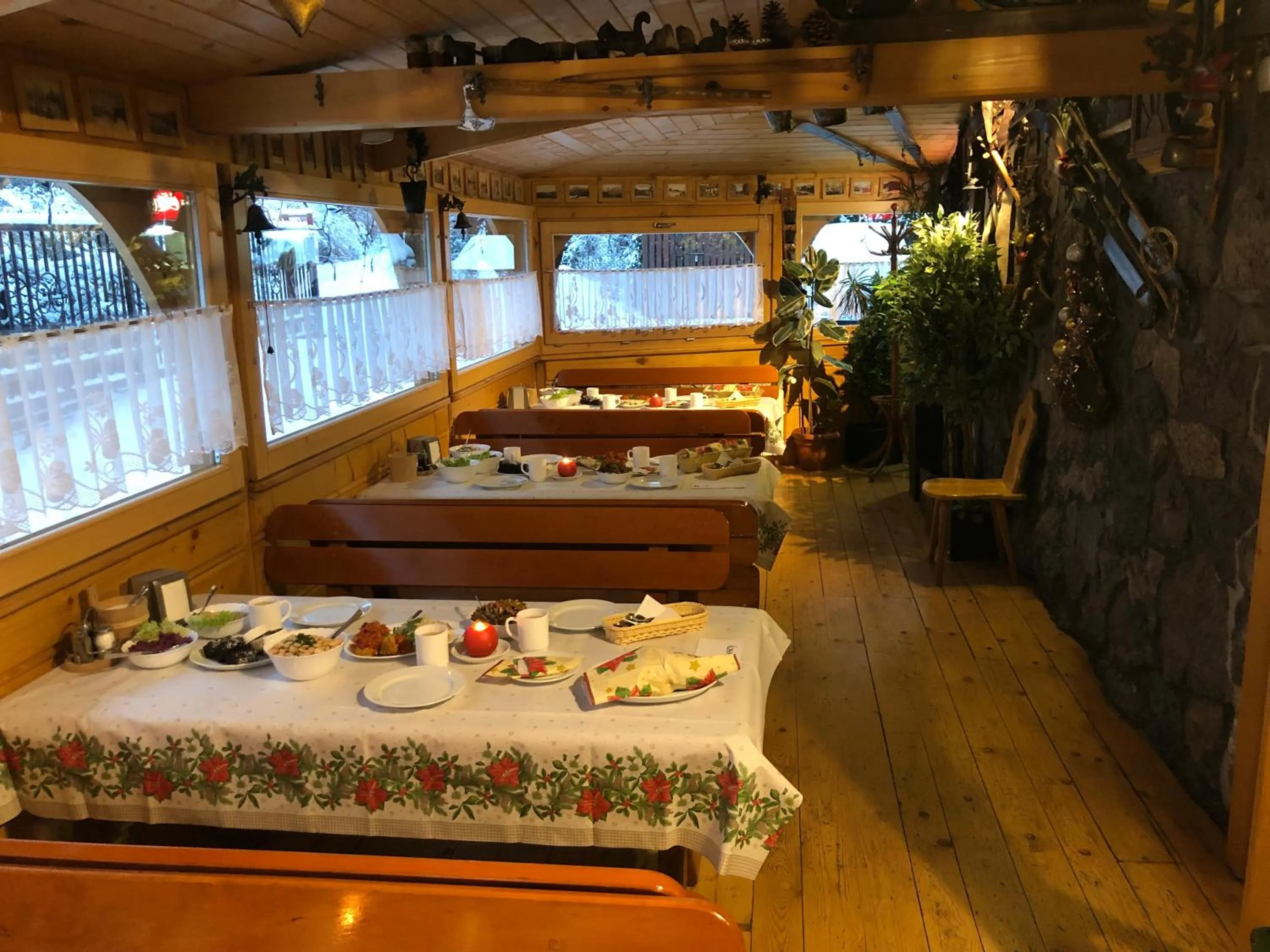 Restaurant/places to eat in Rusałka