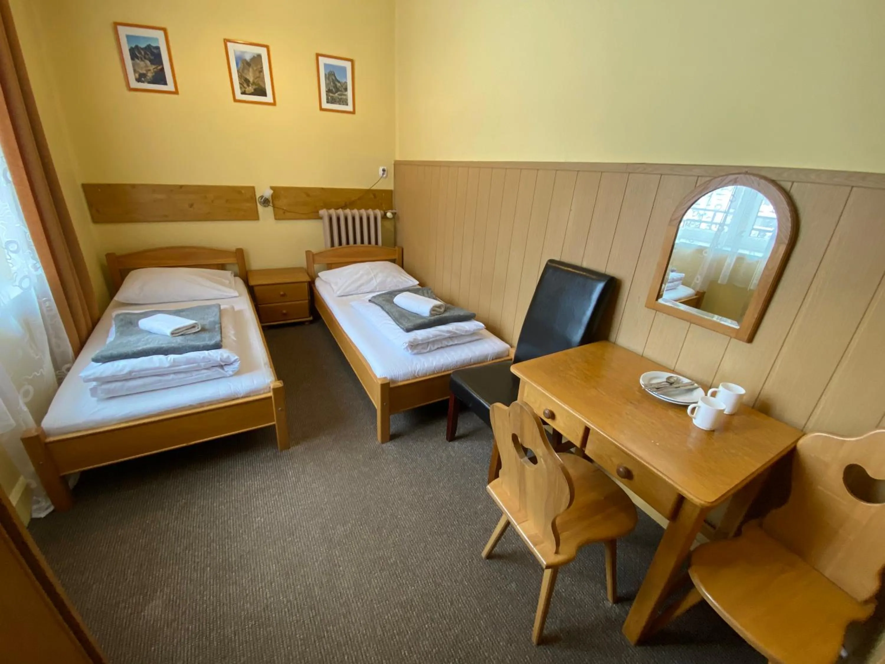 Photo of the whole room, Bed in Rusałka