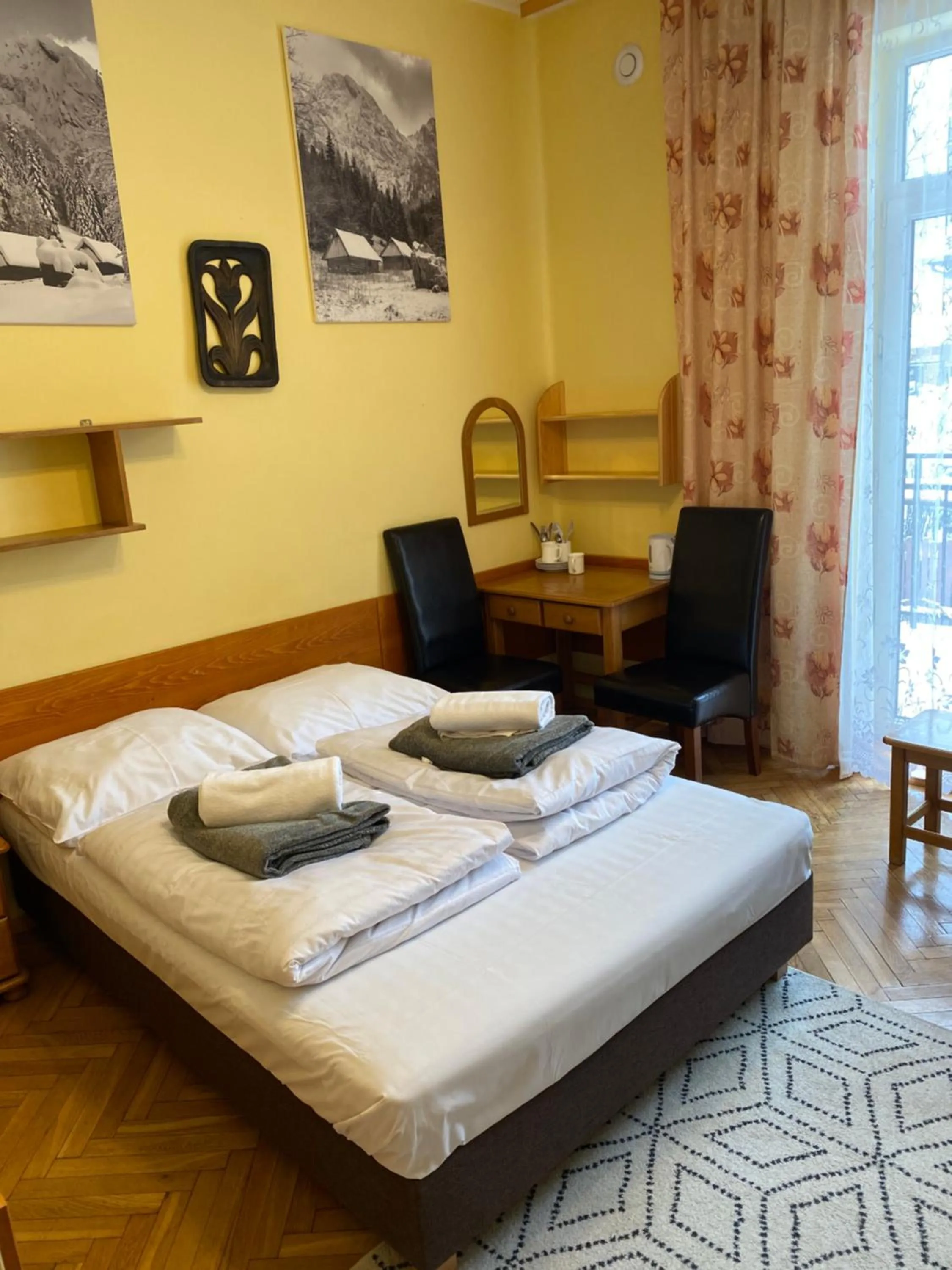 Photo of the whole room, Bed in Rusałka