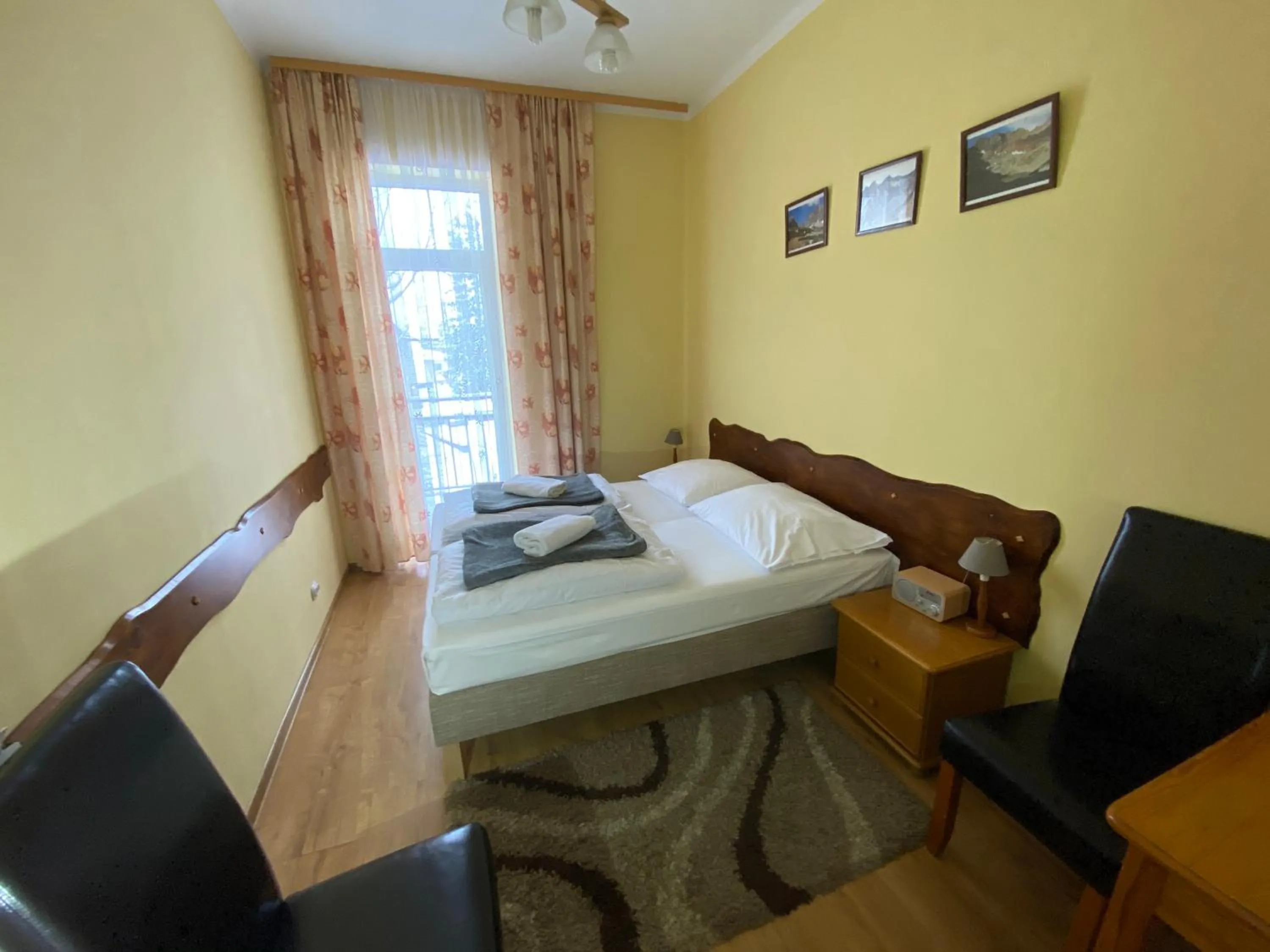 Photo of the whole room, Bed in Rusałka