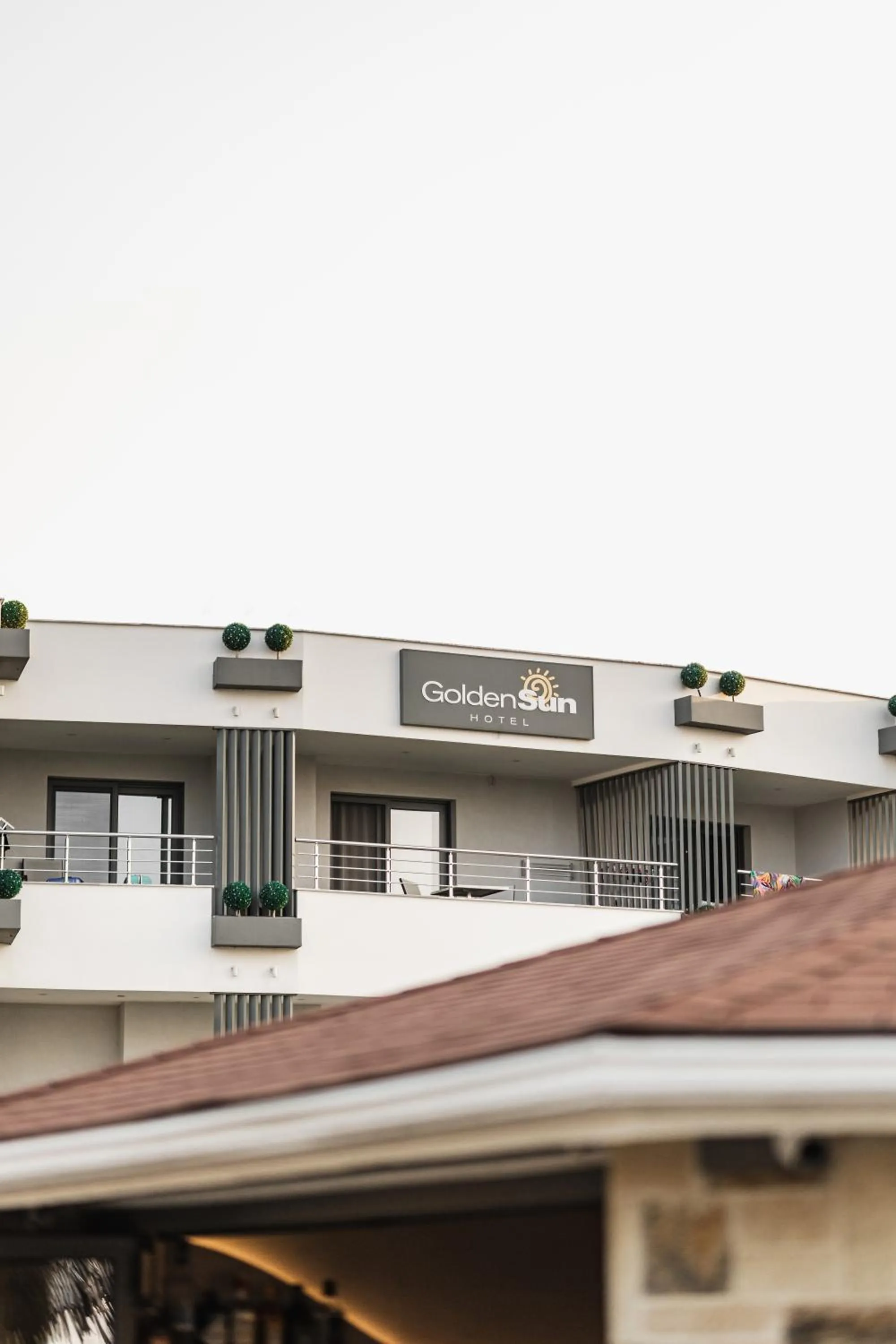 Hotel Golden Sun