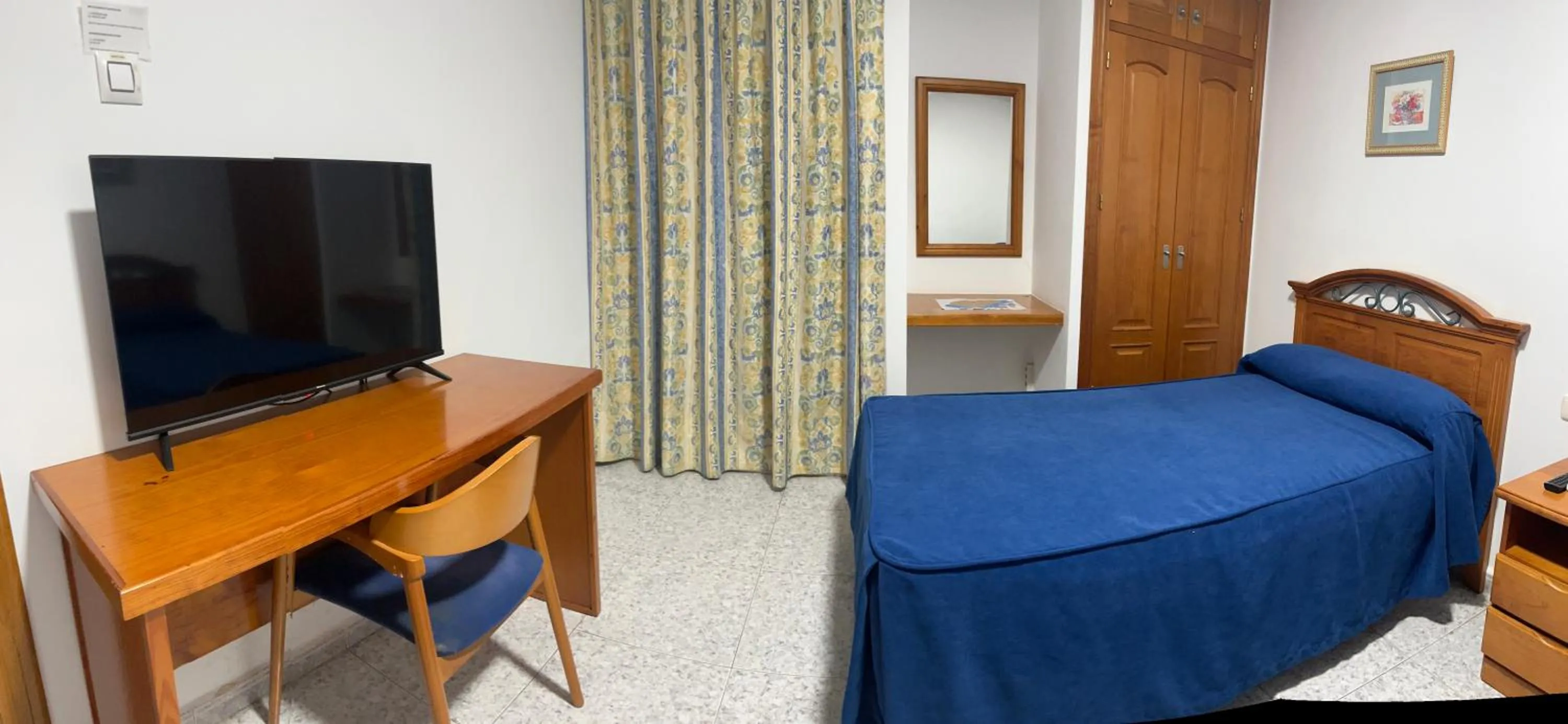 Photo of the whole room, Bed in Bayo Lirola Hotel Balisa