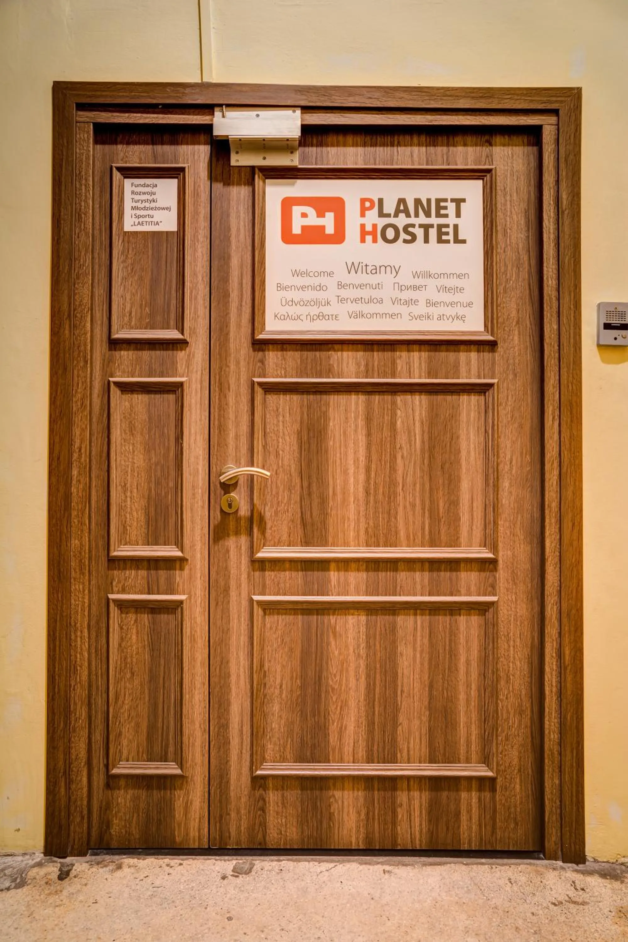 Facade/entrance in Planet Hostel