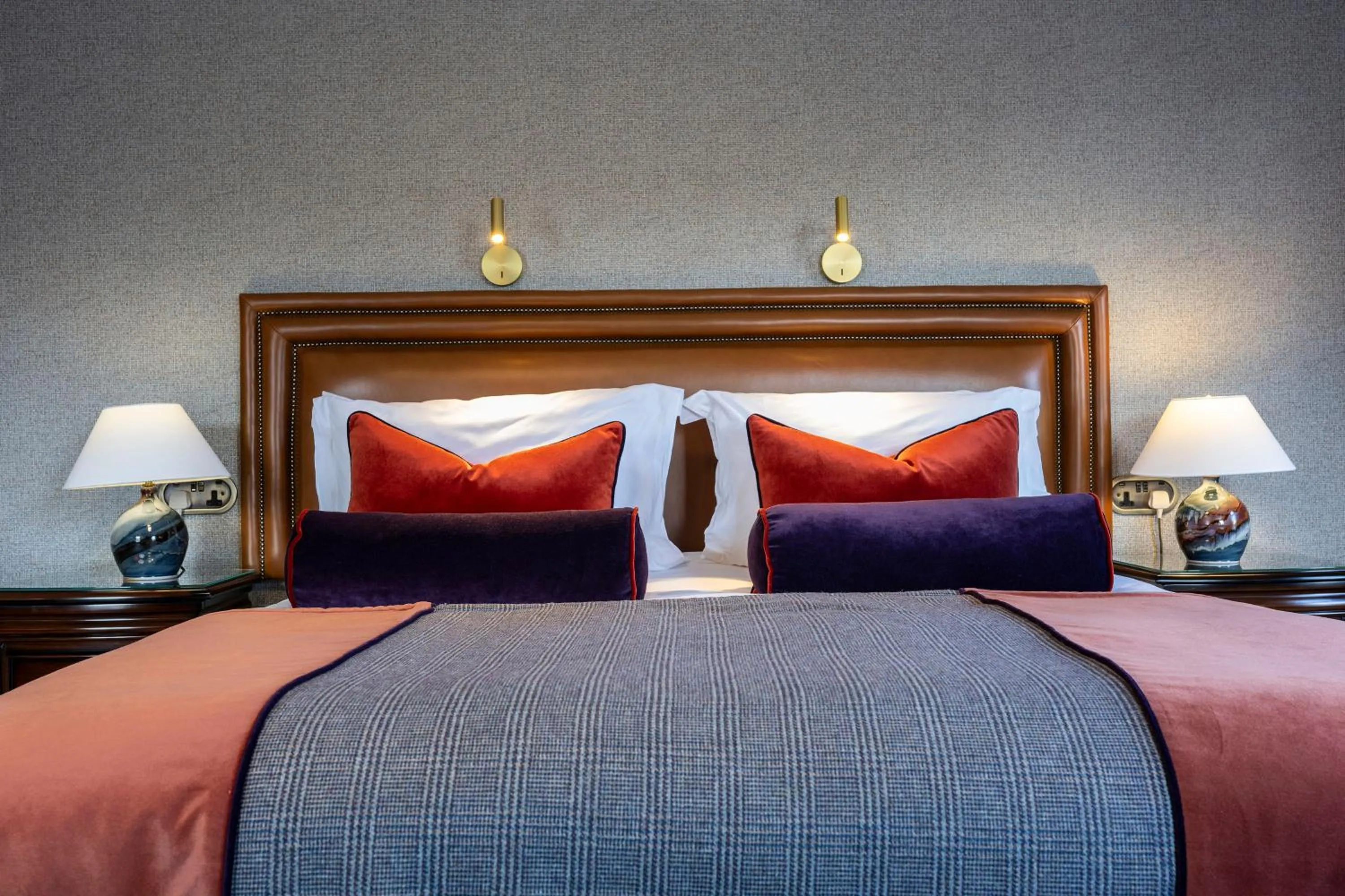 Bed in Knipoch House Hotel