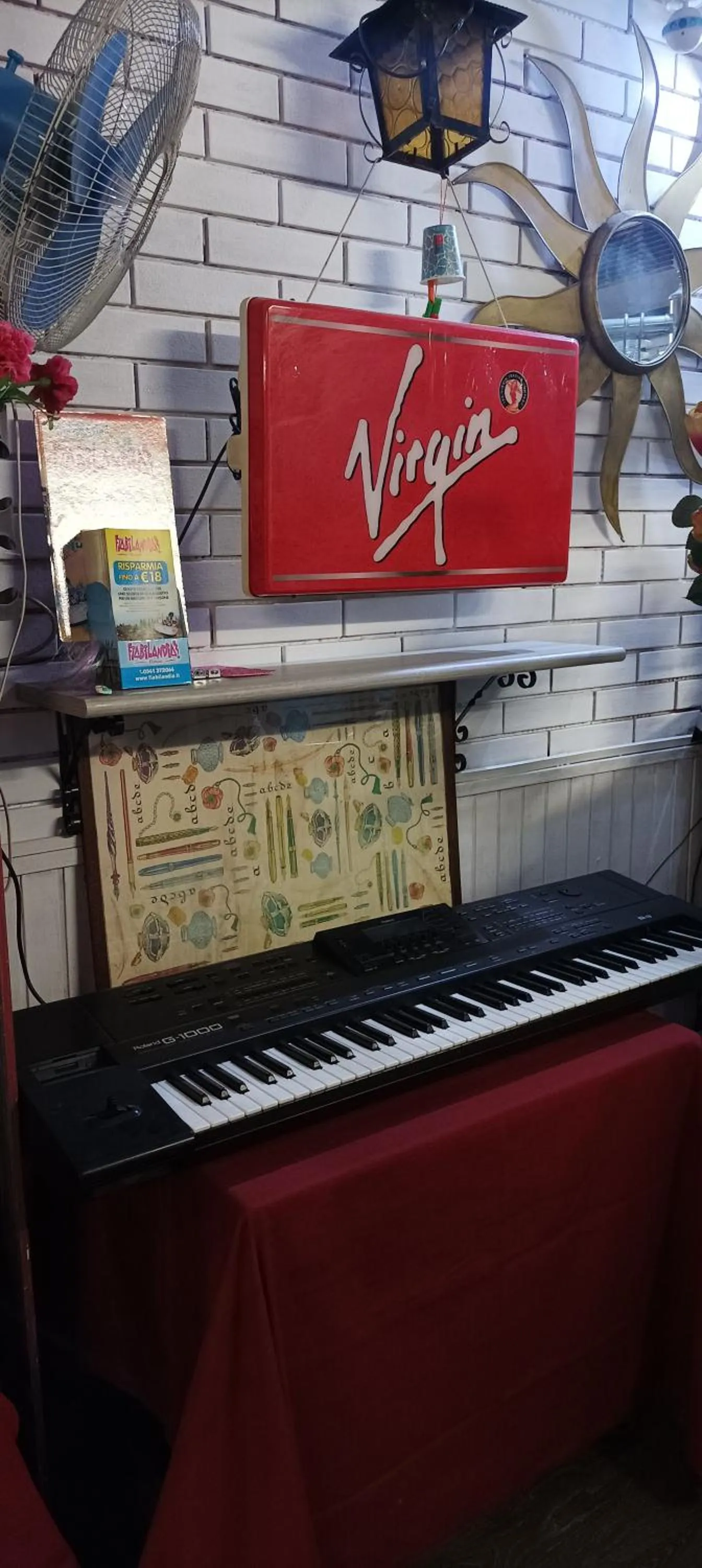 Communal lounge/ TV room in Villa Lavinia