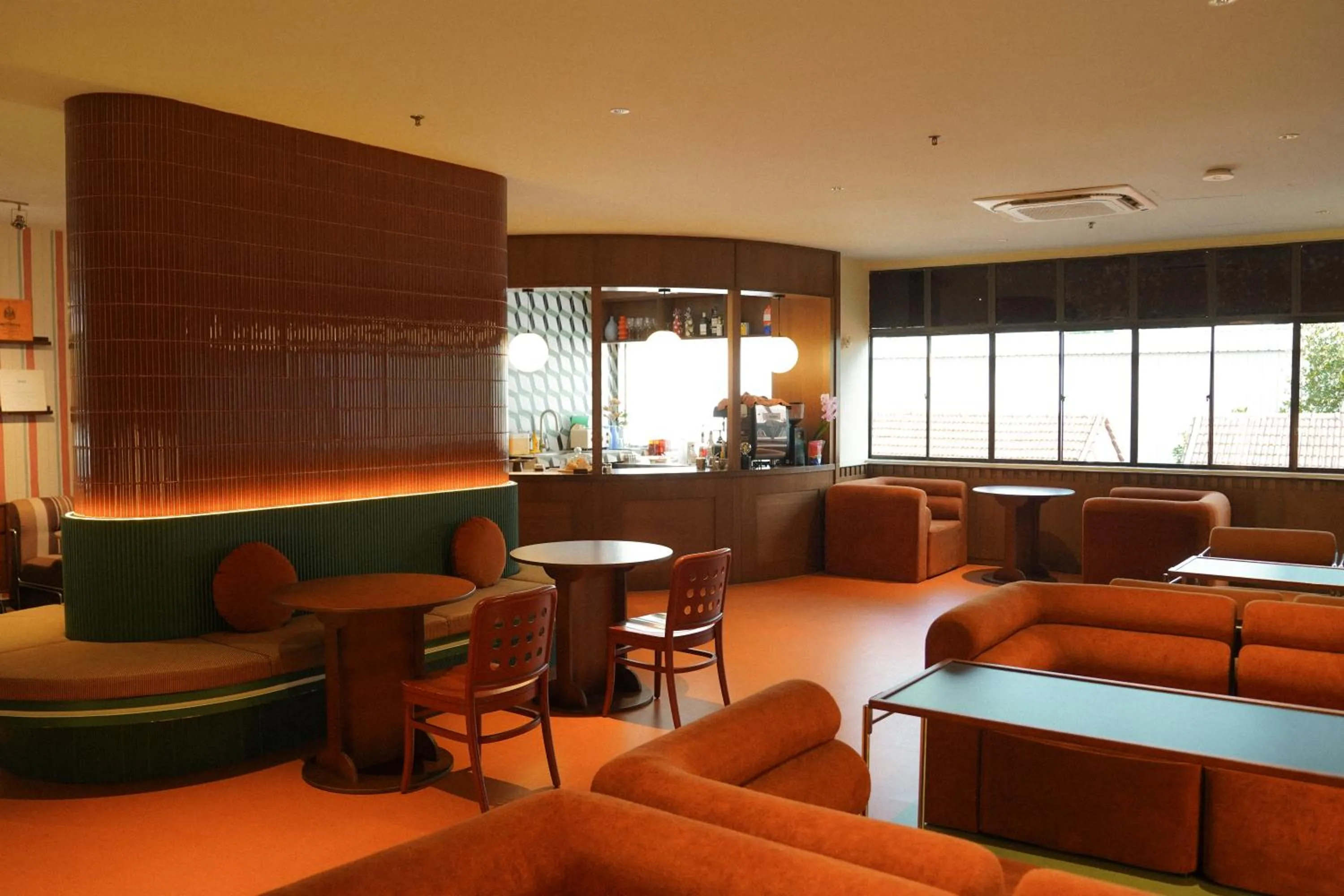 Restaurant/places to eat in The Très Hotel